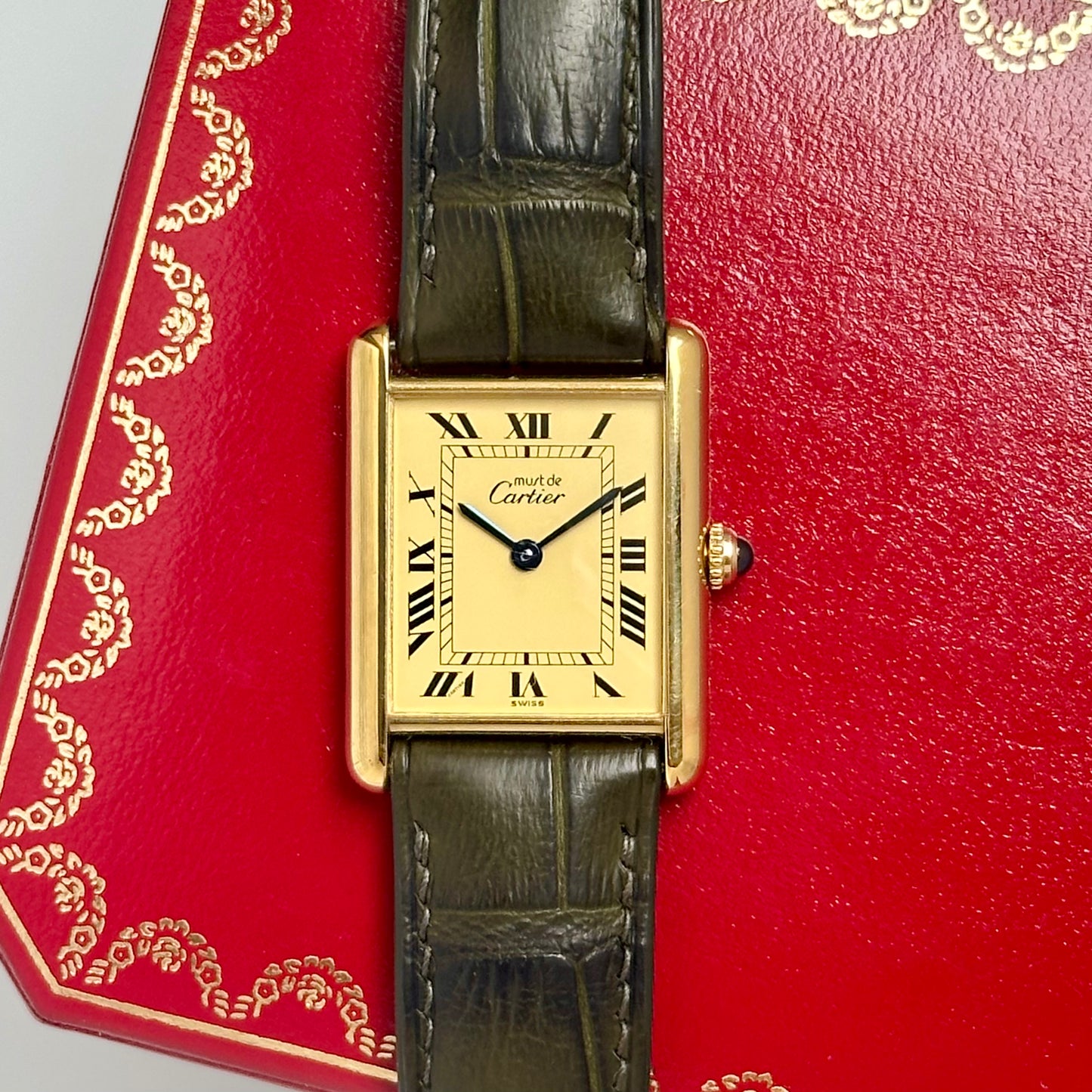 Tank Must Vermeil Large Ivory Romans Ref 59005 1996