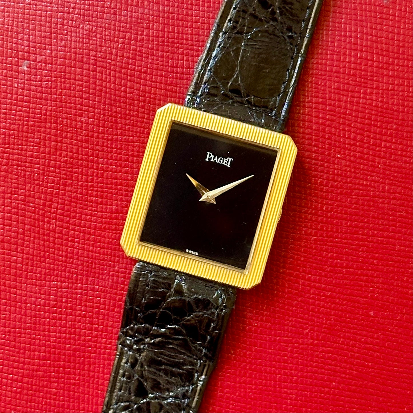 Protocole Black 18K Yellow Gold Ref 9154