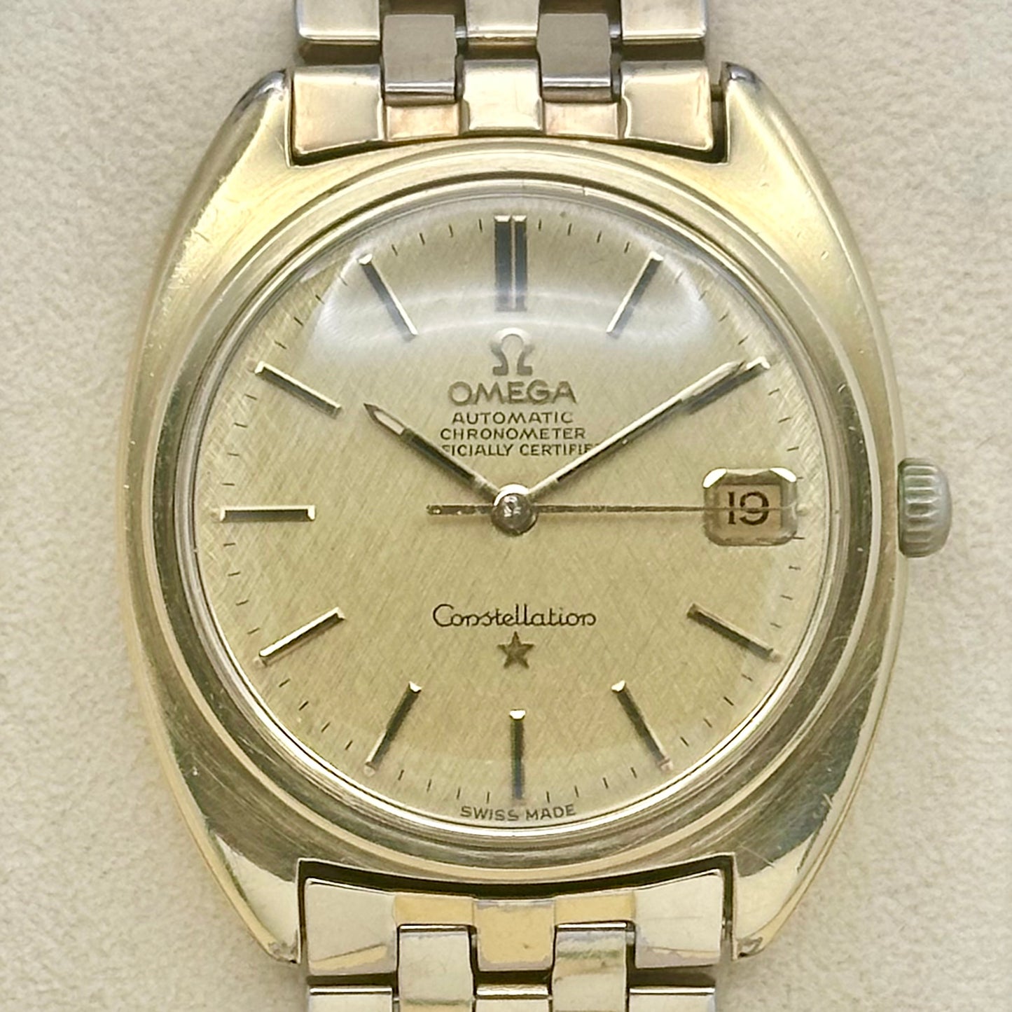 Constellation Date Linen Automatic Ref 168.017 1970
