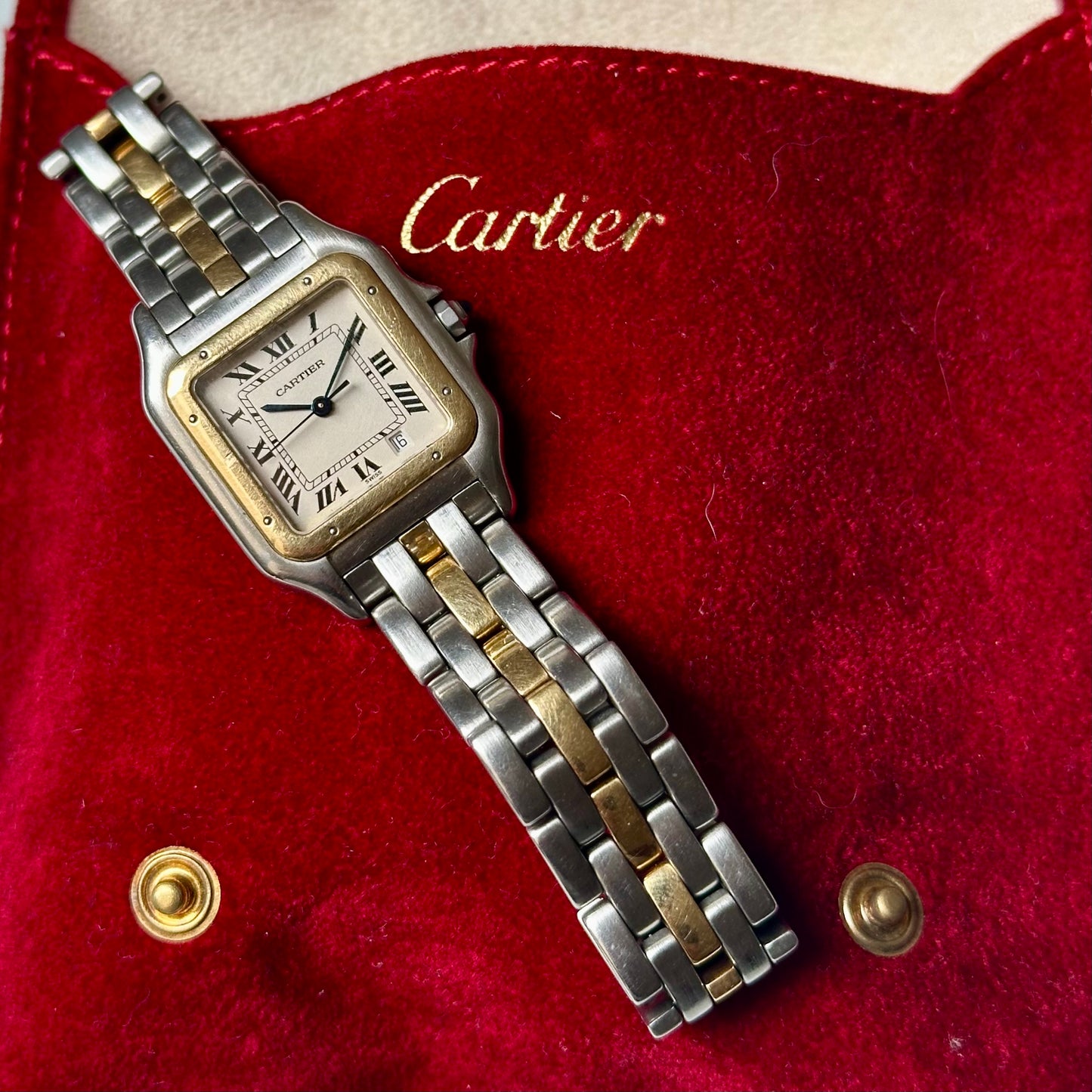 Panthère Large White Romans 18K Yellow Gold Single Row Ref 8392 1990