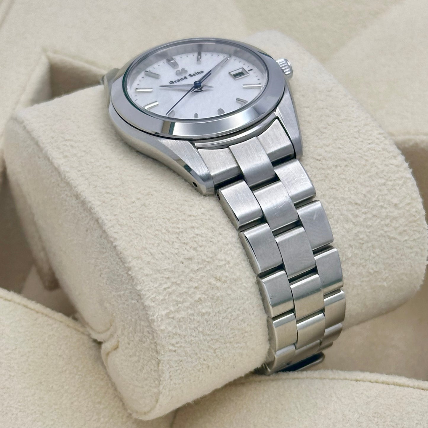 Heritage Ladies Snowflake Ref STGF359 2023