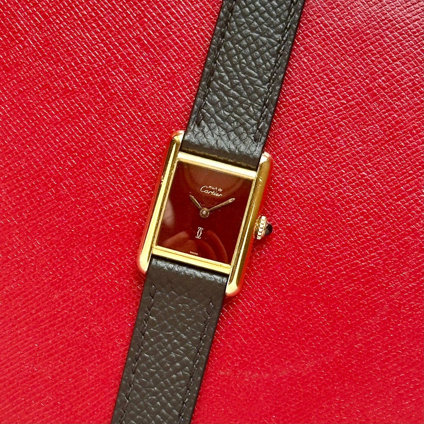 Tank Must De Cartier Small Burgundy Manual Winding