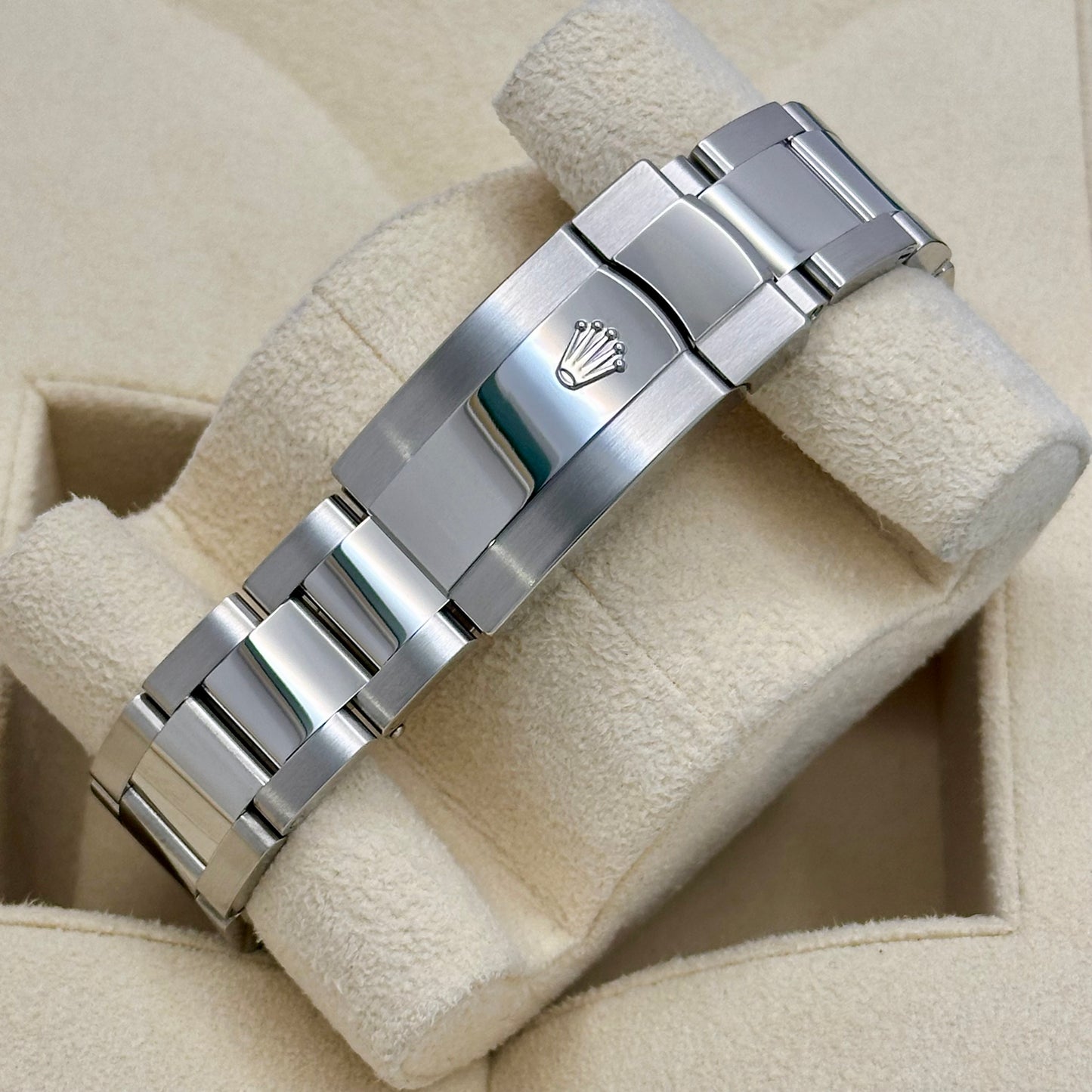 Datejust 41 Blue Sunburst Ref 126300 2022