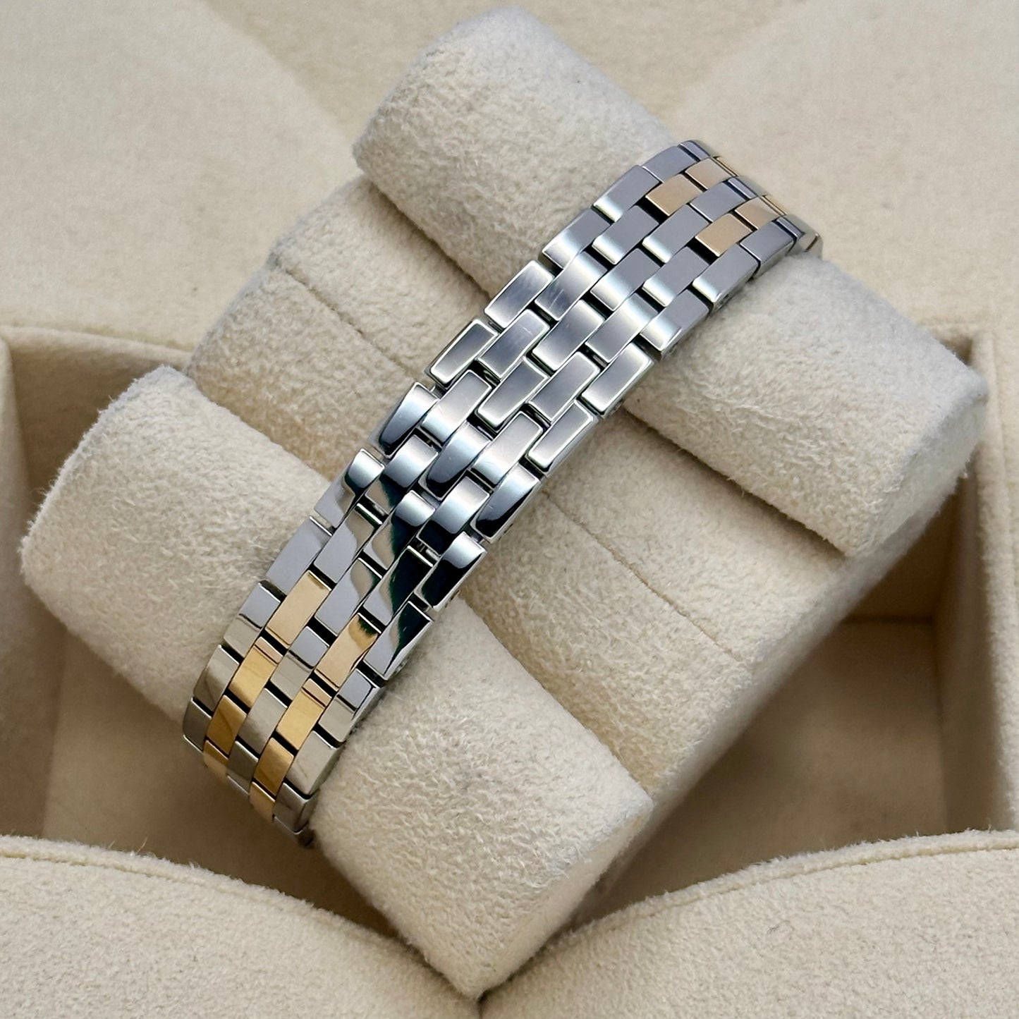 Santos Demoiselle White Romans 18K Yellow Gold Ref W25066Z6 2010
