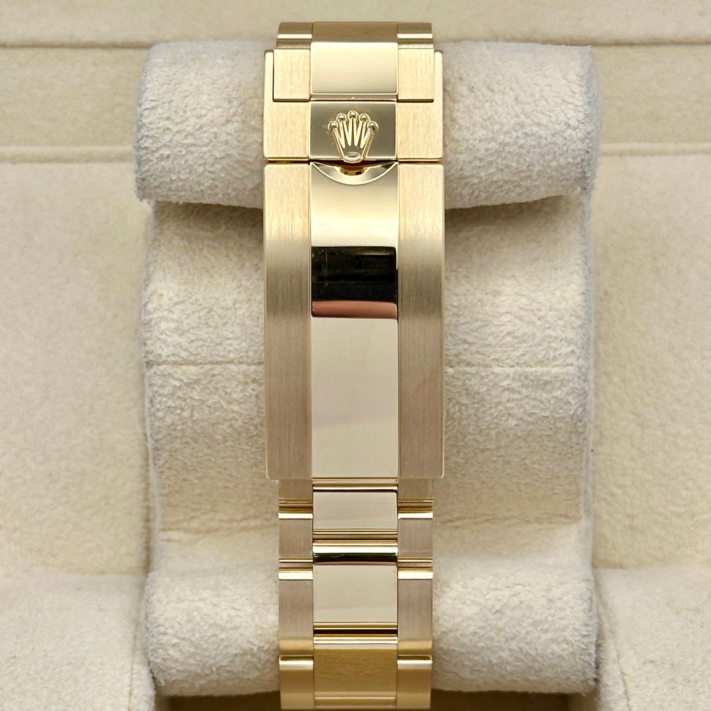 Submariner Date Black Ceramic 18K Yellow Gold Ref 126618LN 2023