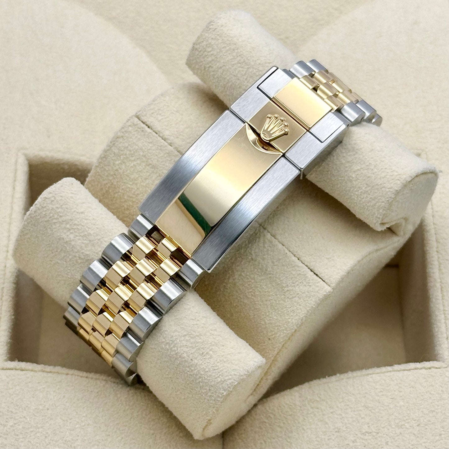 GMT Master II Two Tone Ref 126713GRNR 2023