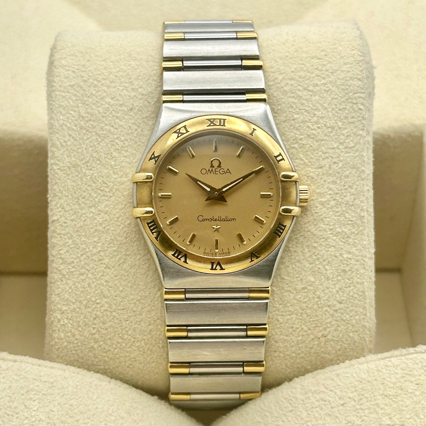 Constellation Ladies Two Tone Ref
1372.10.00 2000