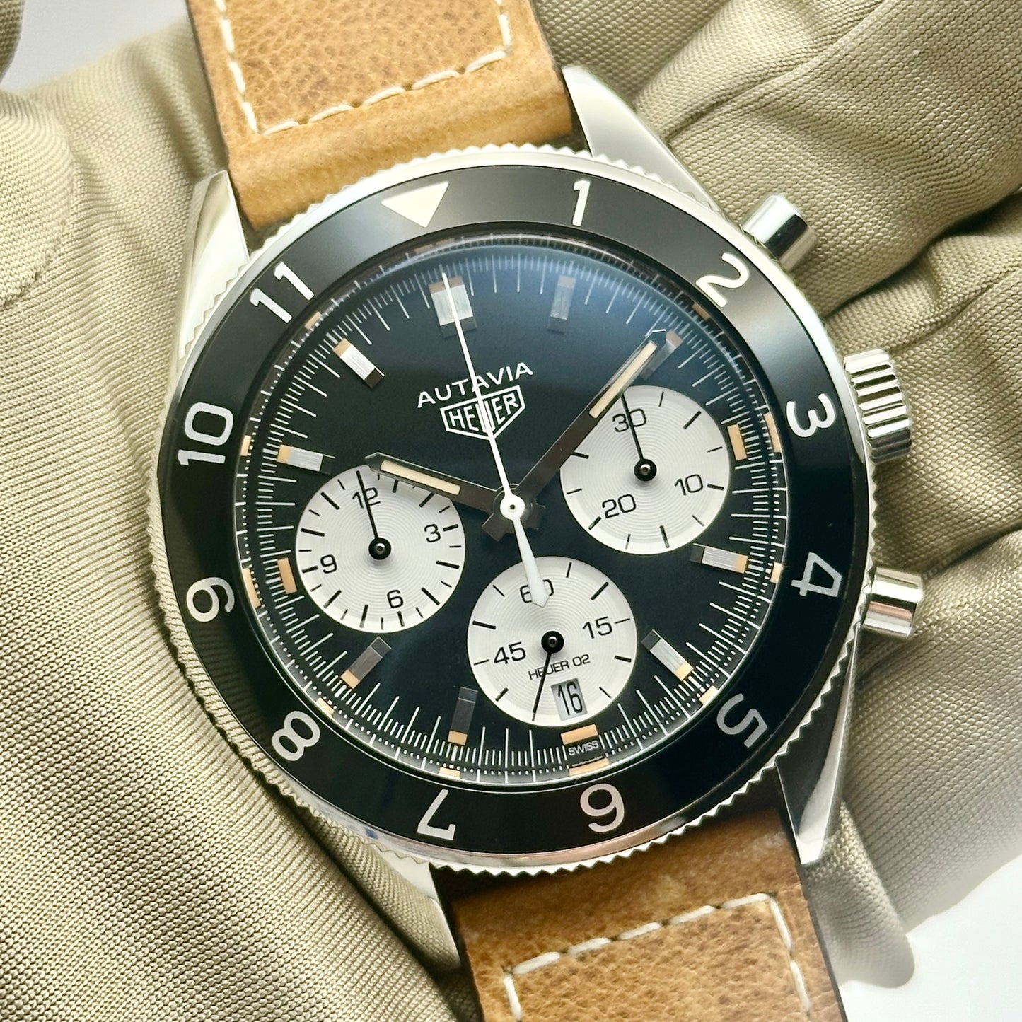 Heuer Heritage Autavia Chronograph Ref CBE2110 2018