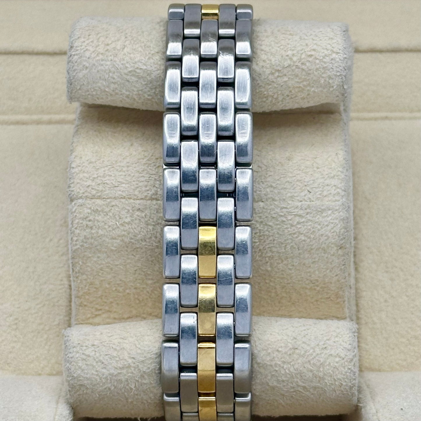 Panthére Medium Single Row 18K Yellow Gold White Romans Ref 187949