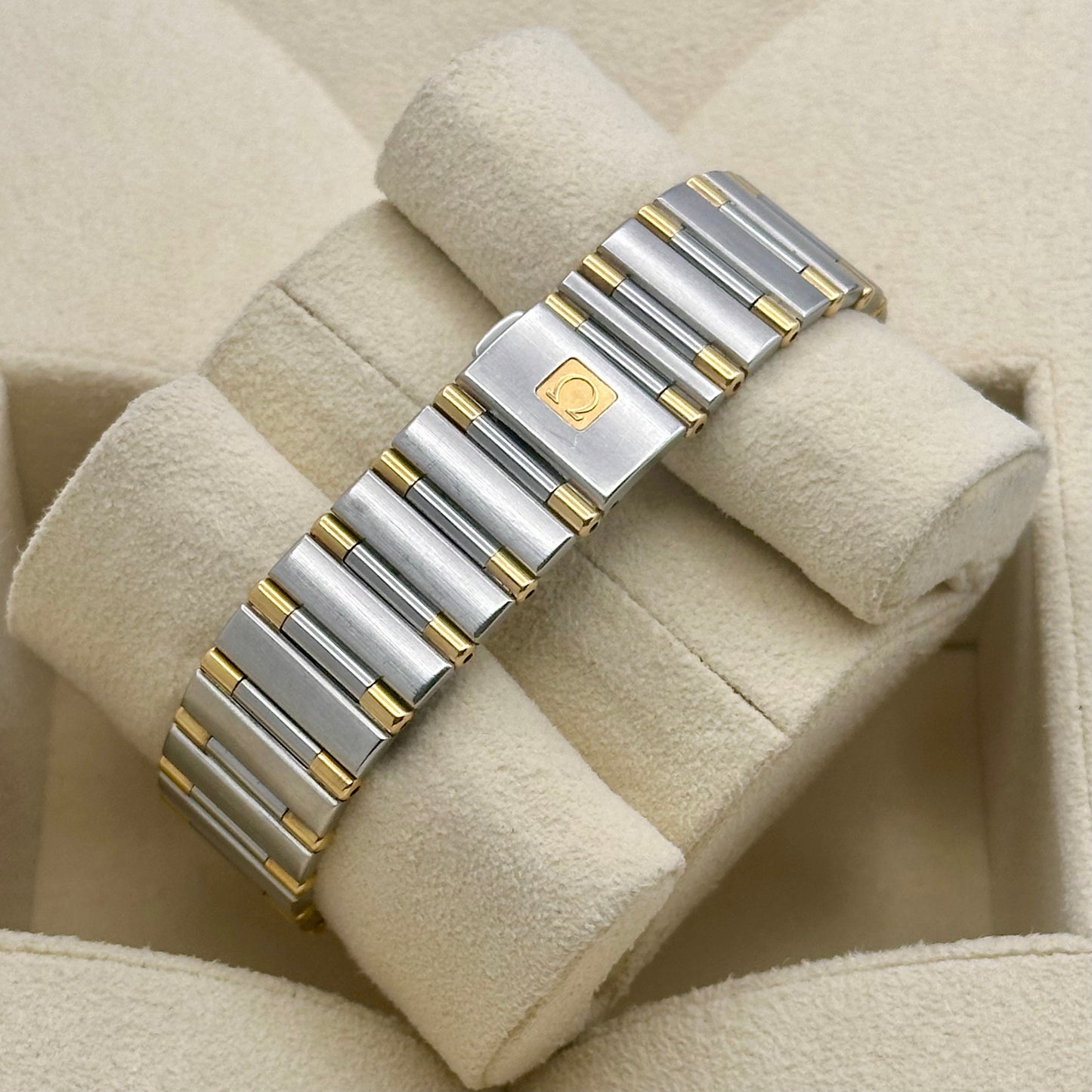 Constellation Ladies Two Tone Ref
1372.10.00 2000