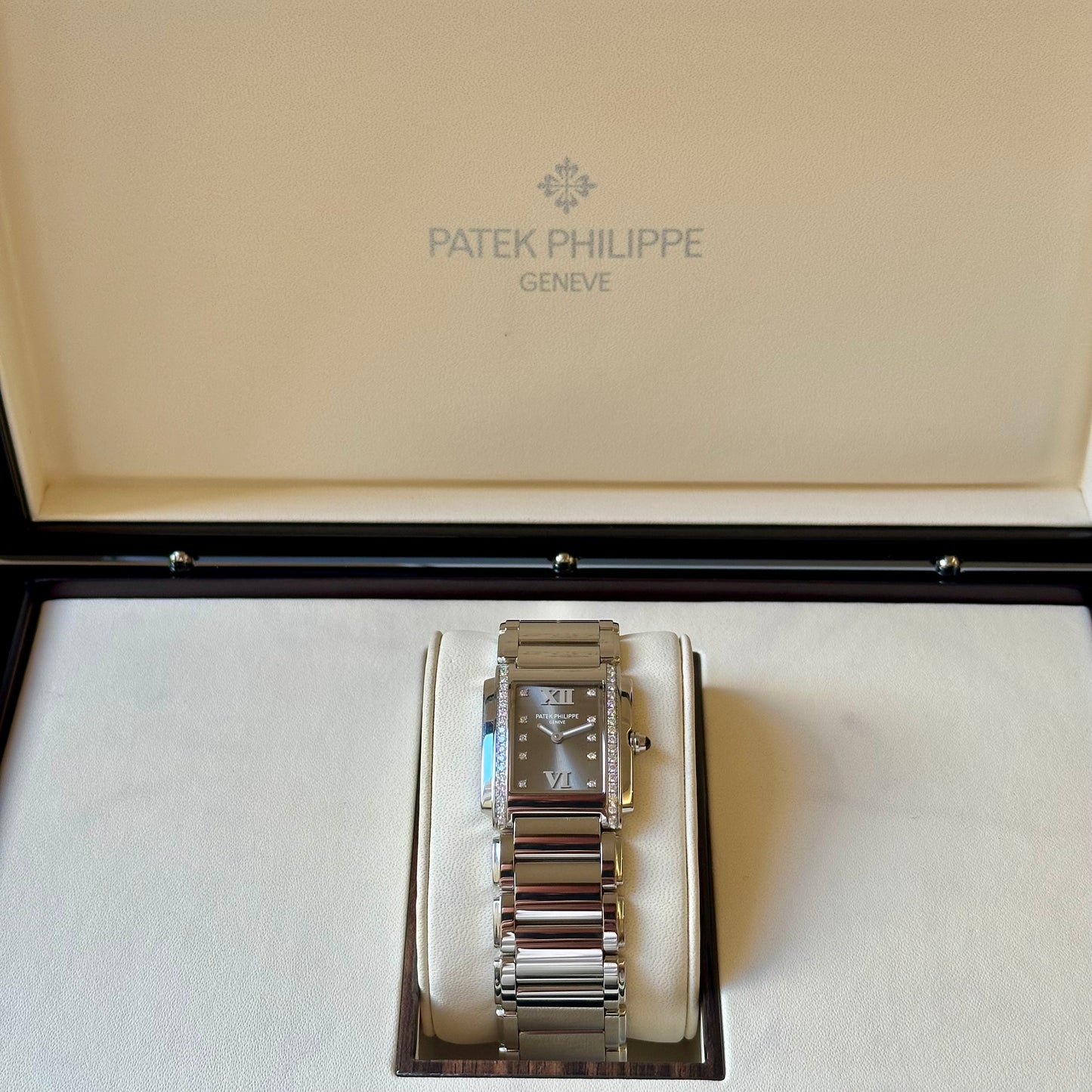 Twenty~4 Grey Diamond Bezel Ref 4910 2016
