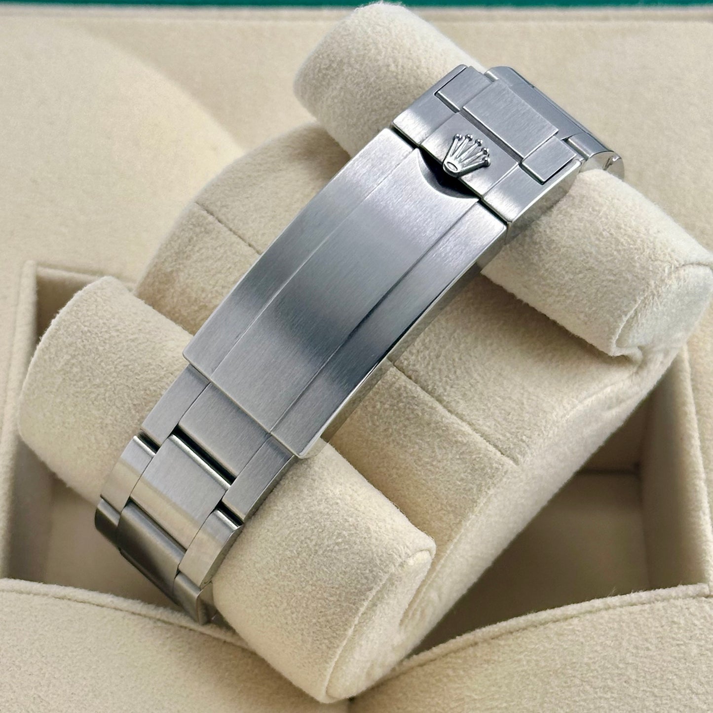 Submariner Date Hulk Ref 116610LV 2011