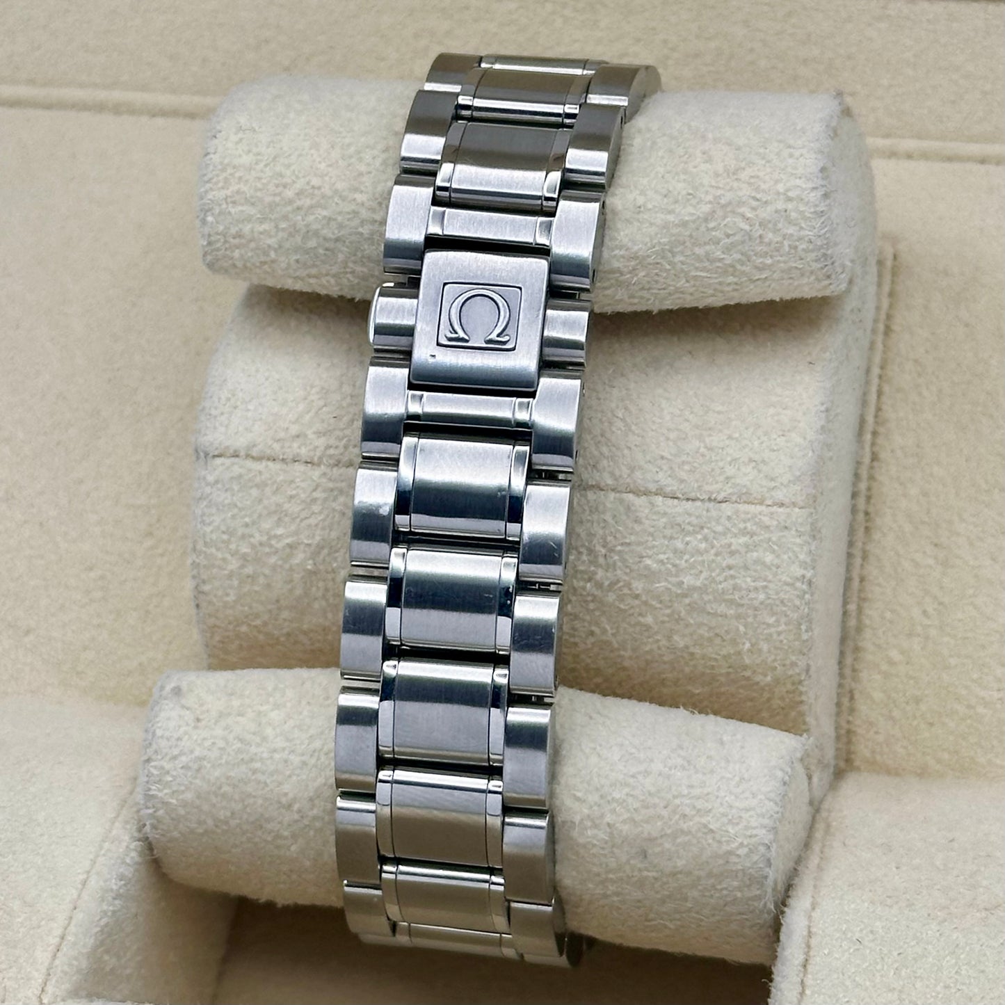 Speedmaster Mark 40 Triple Calendar Ref 3520.50.00
