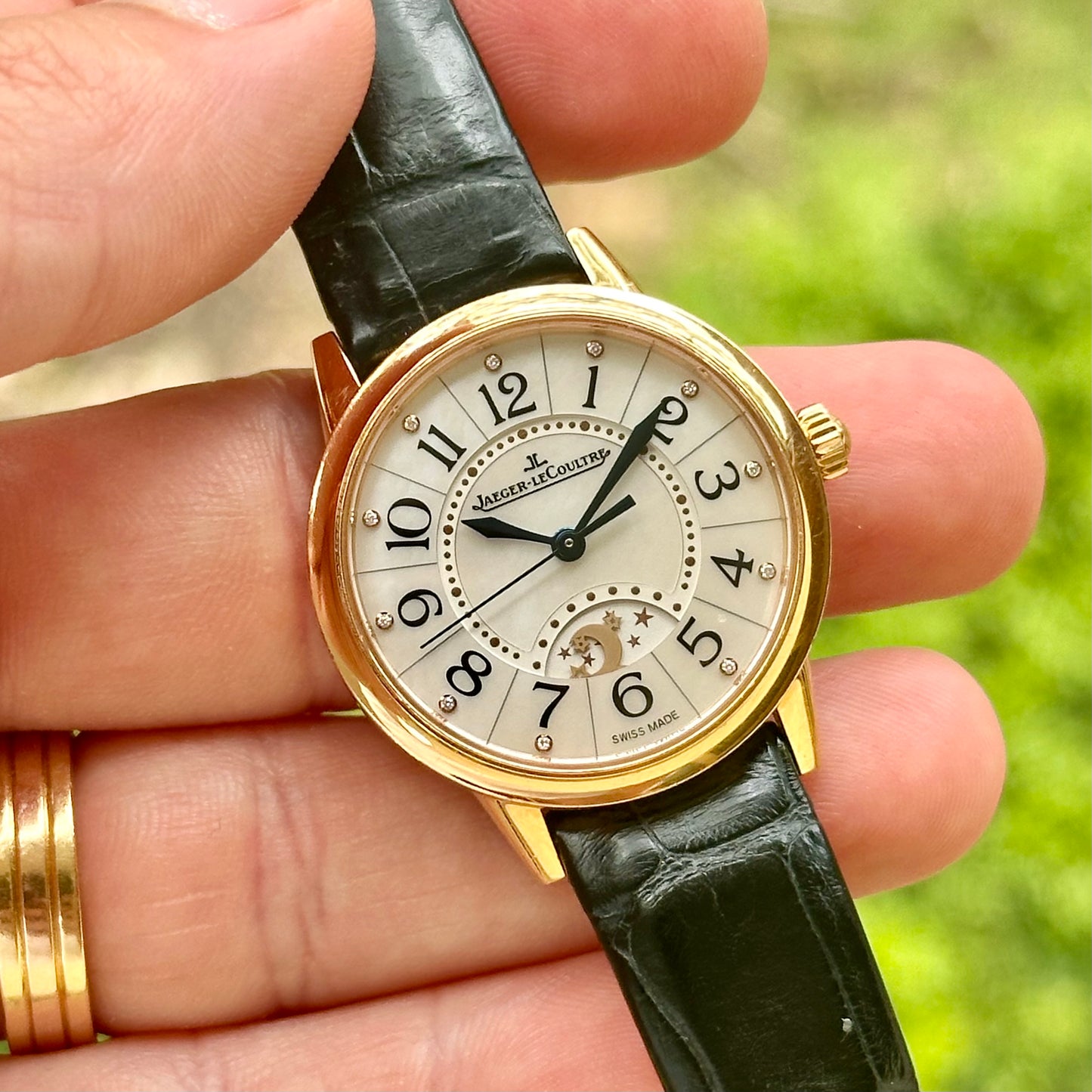 Rendez-Vous 18K Rose Gold Mother of Pearl Diamond Dial Ref Q3462491