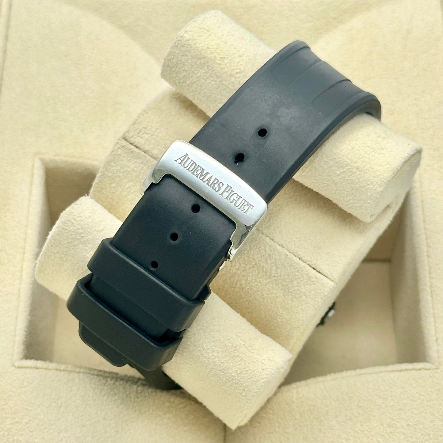 Royal Oak Offshore Chronograph Rubber Clad Ref 25940SK 2005