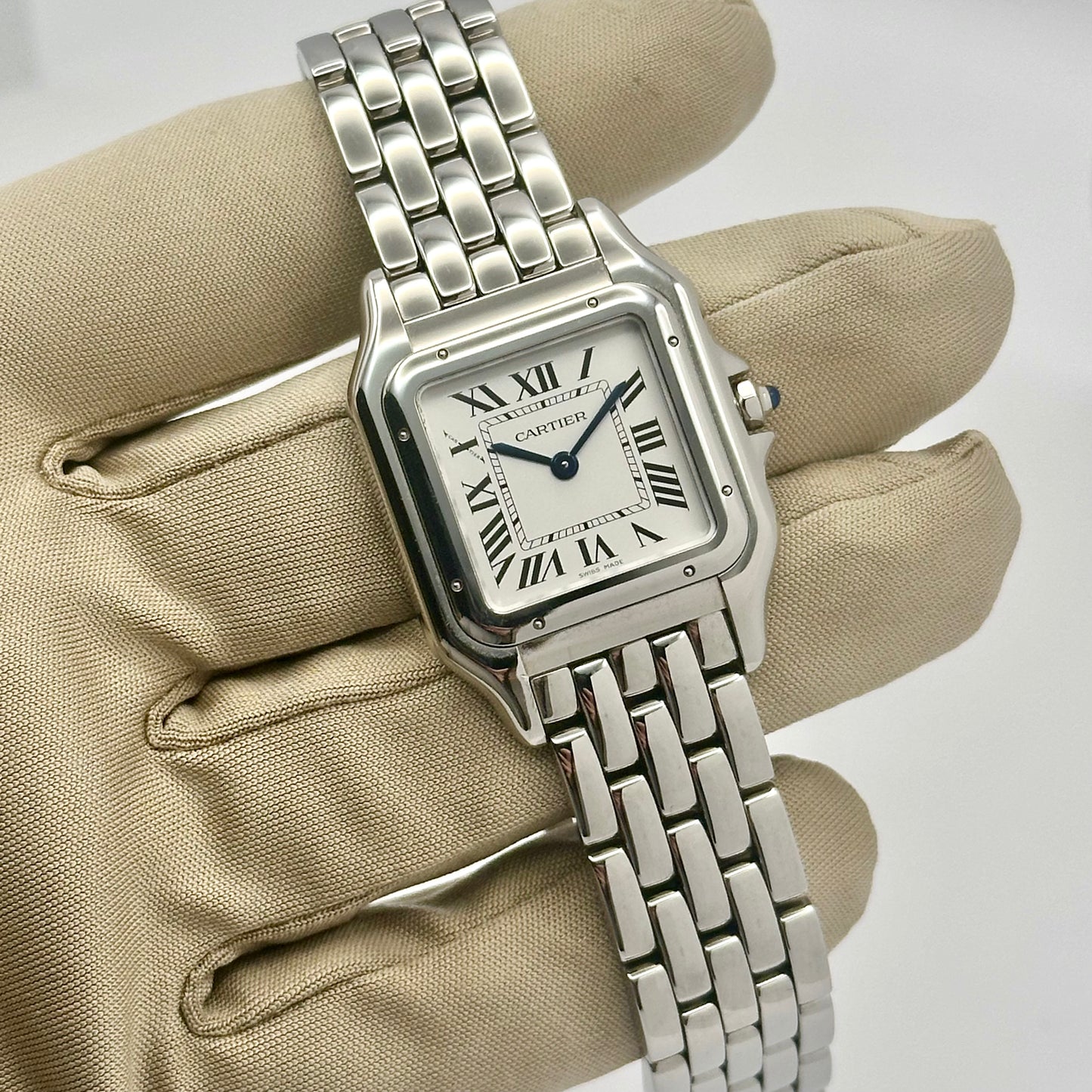 Panthére Medium White Romans Ref WSPN0007 2024