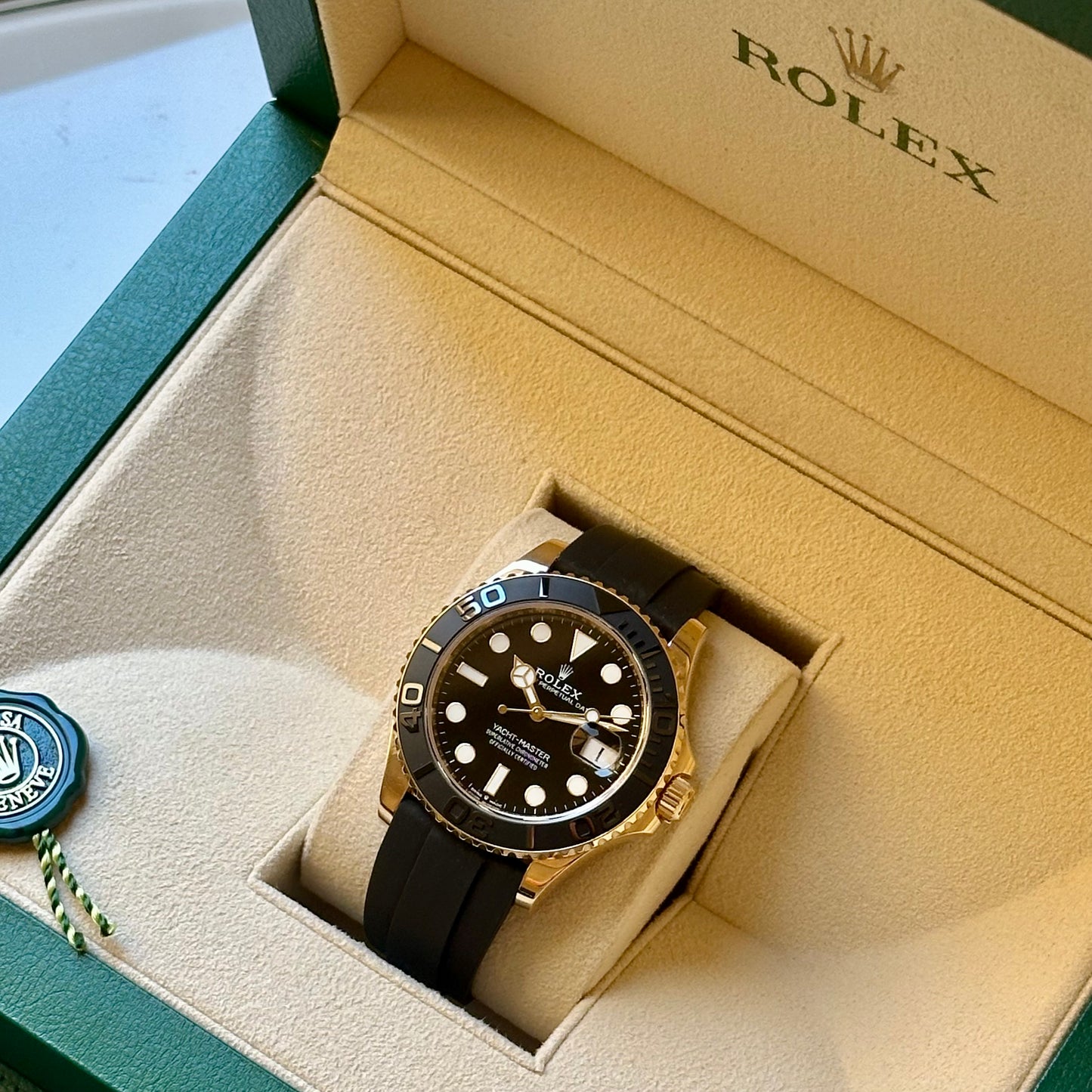 Yacht-Master 42 18K Yellow Gold Oysterflex Ref 226658 2023