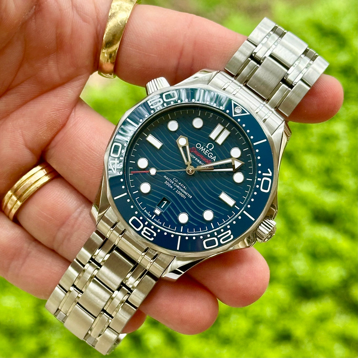 Seamaster 300 Blue Ceramic Ref 210.30.42.20.03.001 2024