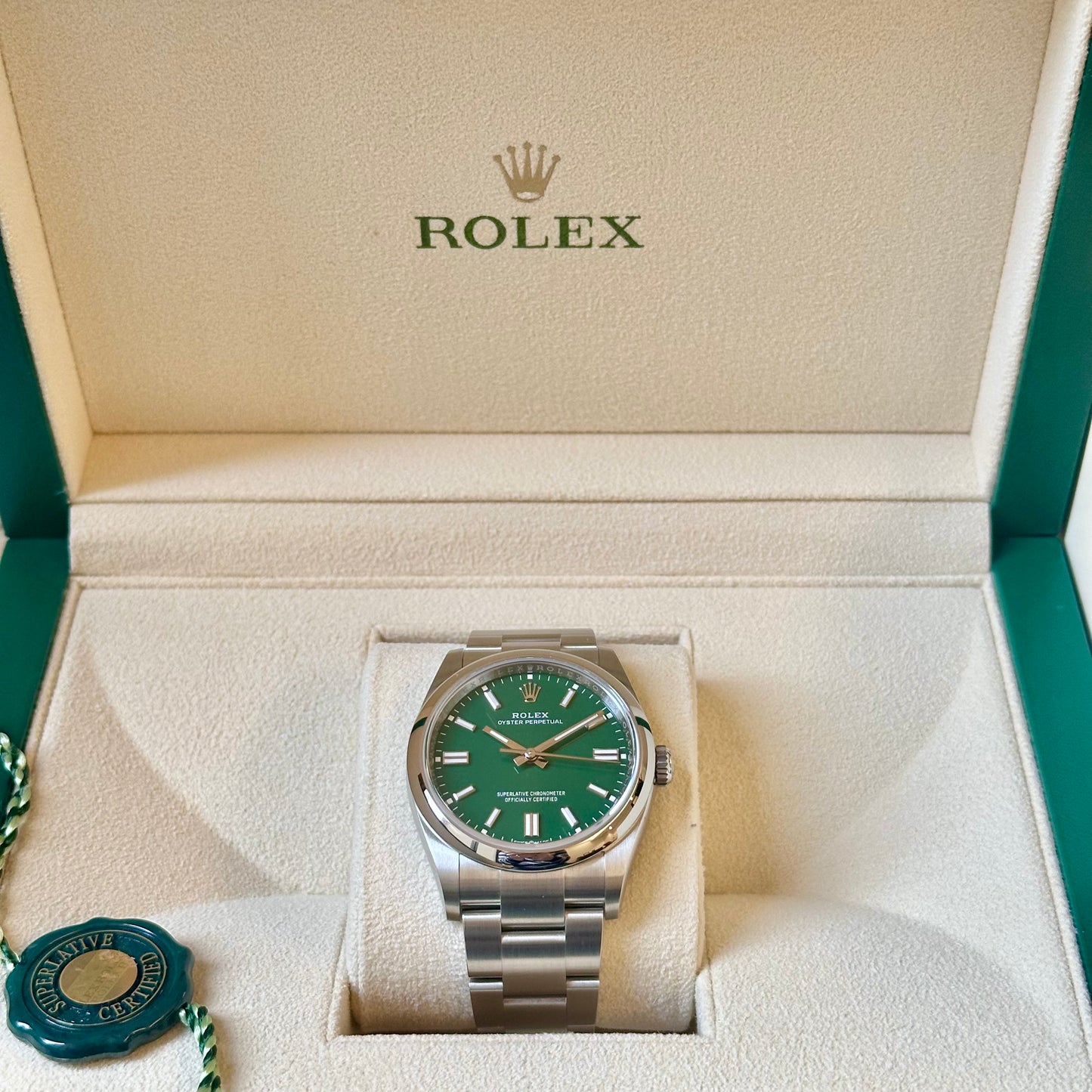 Oyster Perpetual 36 Green Ref 126000 2025