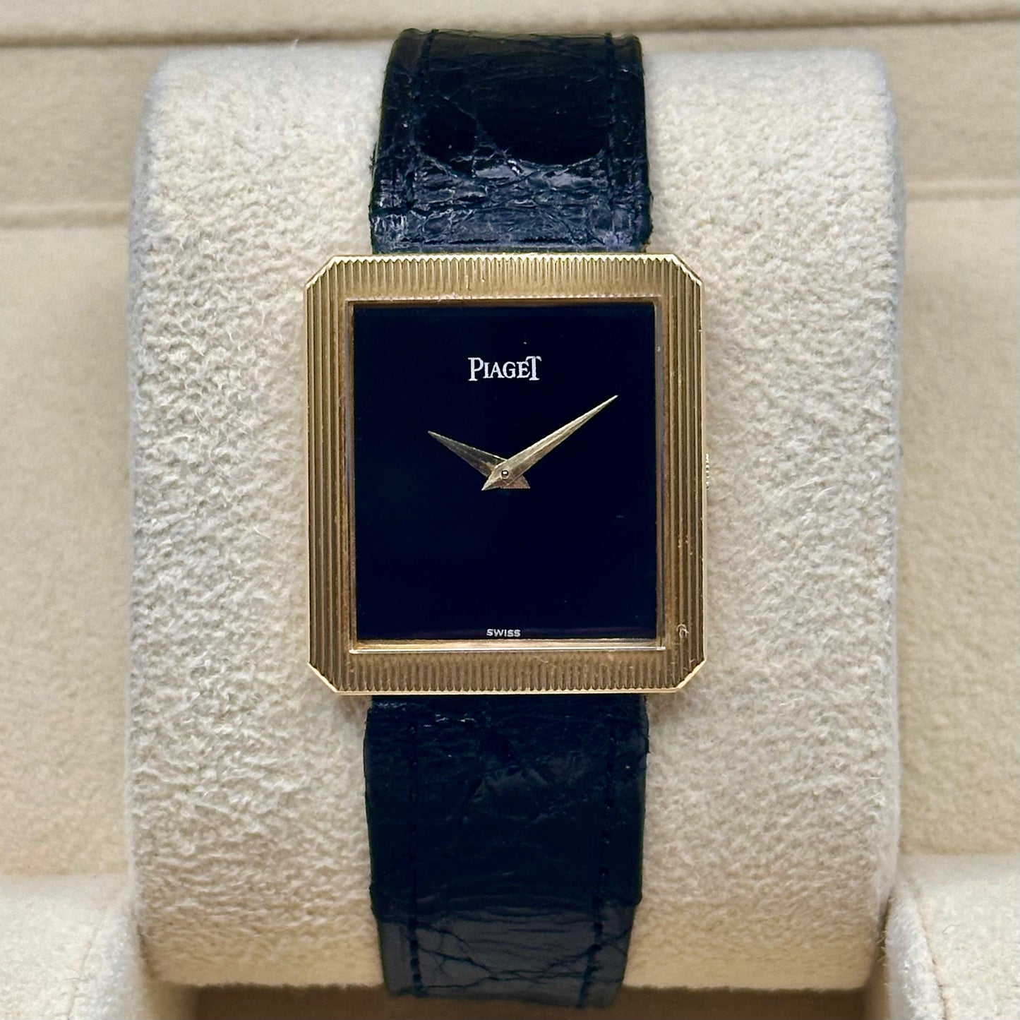 Protocole Black 18K Yellow Gold Ref 9154