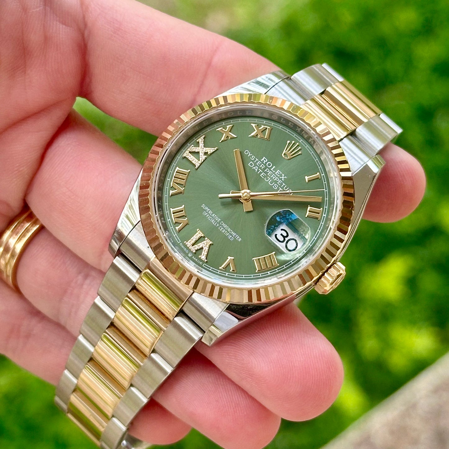 Datejust 36 Olive Green Diamond 18K Yellow Gold Ref 126233
