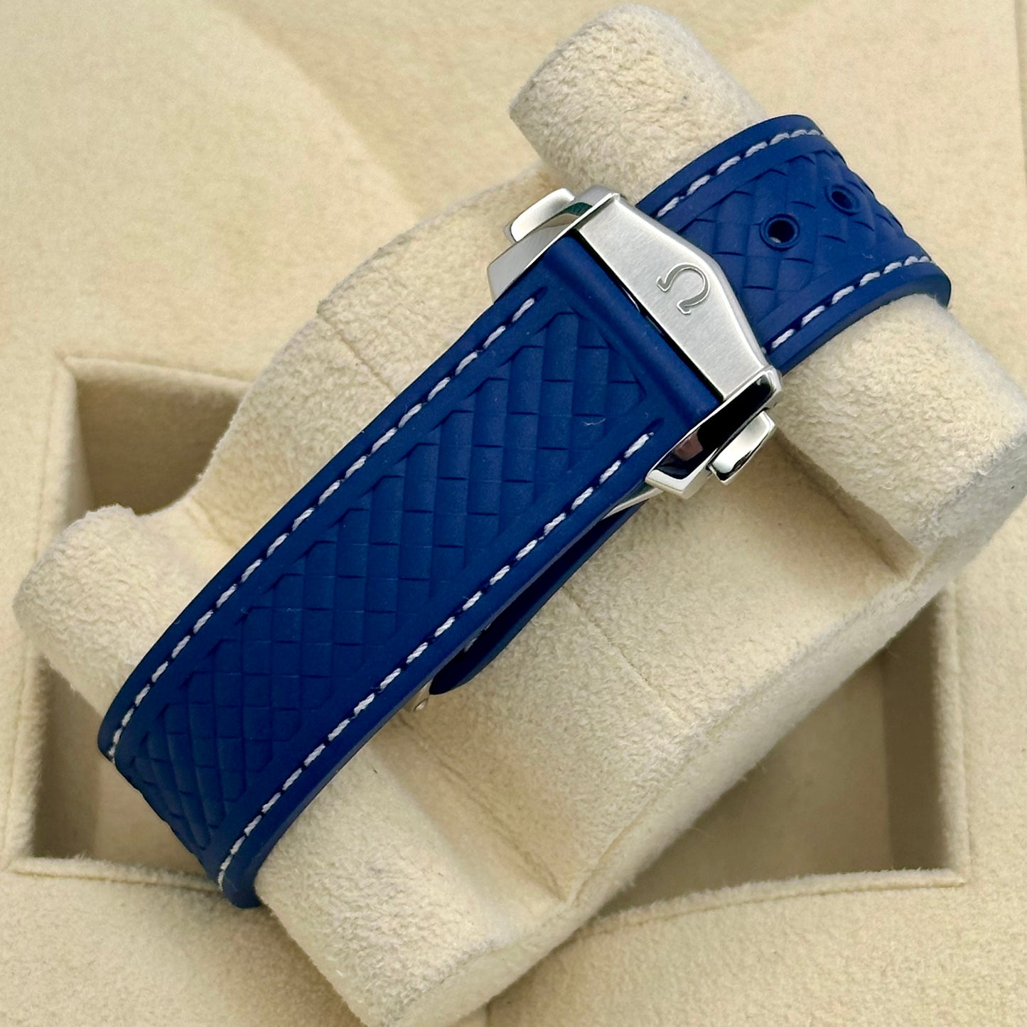 Seamaster Aqua Terra 150M Blue Ref 220.12.41.21.03.001 2025
