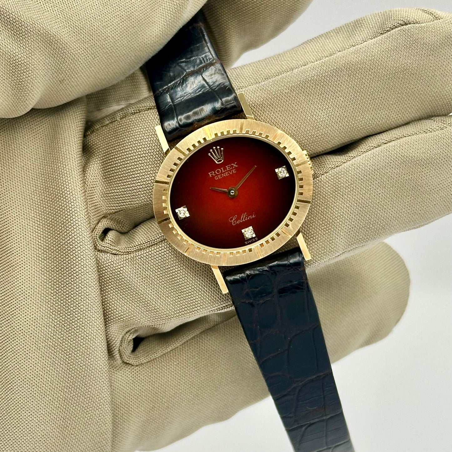 Cellini 18K Yellow Gold Red Vignette Diamond Ref 4081 1991
