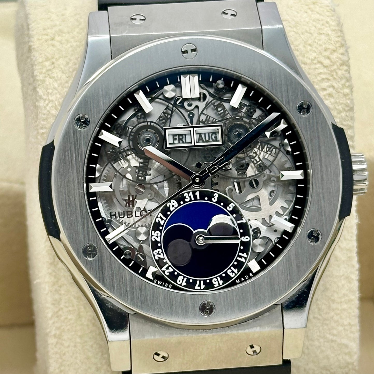 Classic Fusion Aerofusion Moonphase Titanium Ref 517.NX.0170.LR 2018