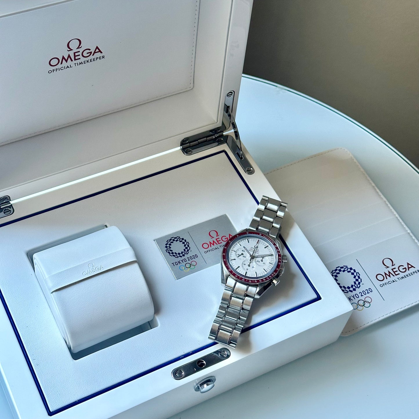 Speedmaster Professional Tokyo 2020 Olympics Rising Sun Ref 522.30.42.30.06.001 2020