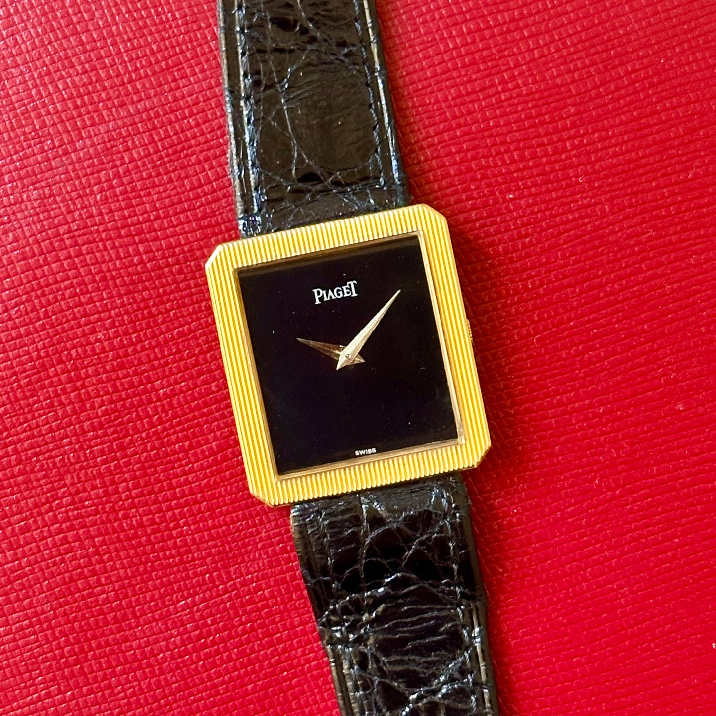 Protocole Black 18K Yellow Gold Ref 9154