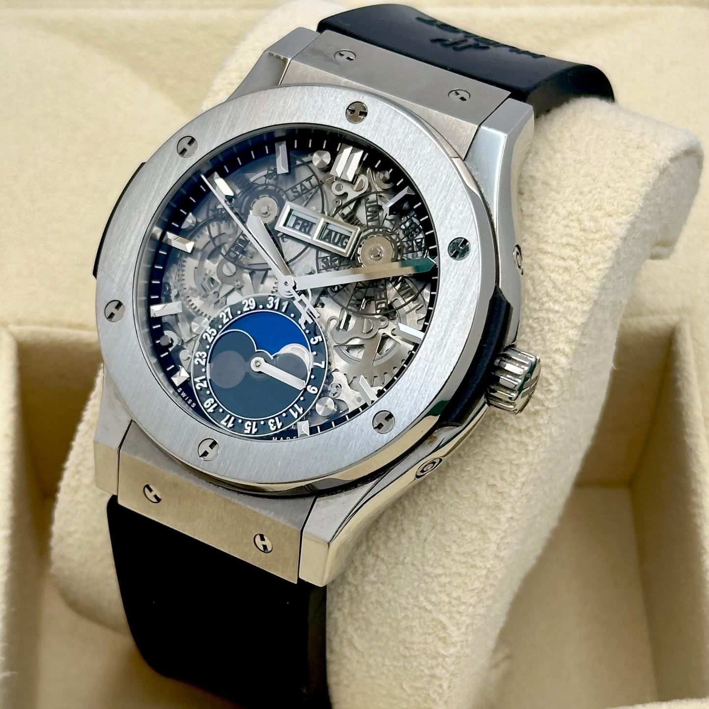 Classic Fusion Aerofusion Moonphase Titanium Ref 517.NX.0170.LR 2018