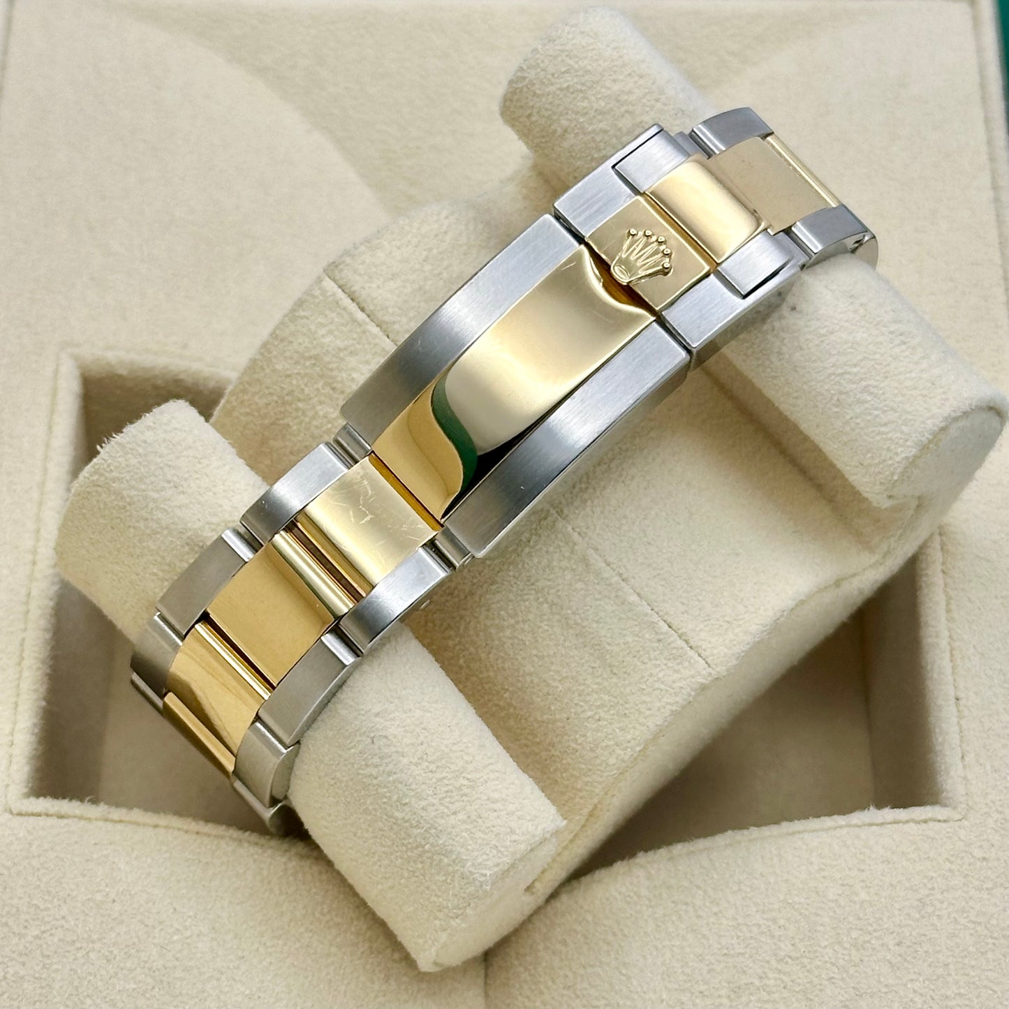 GMT Master II Two Tone Ref 116713LN 2007