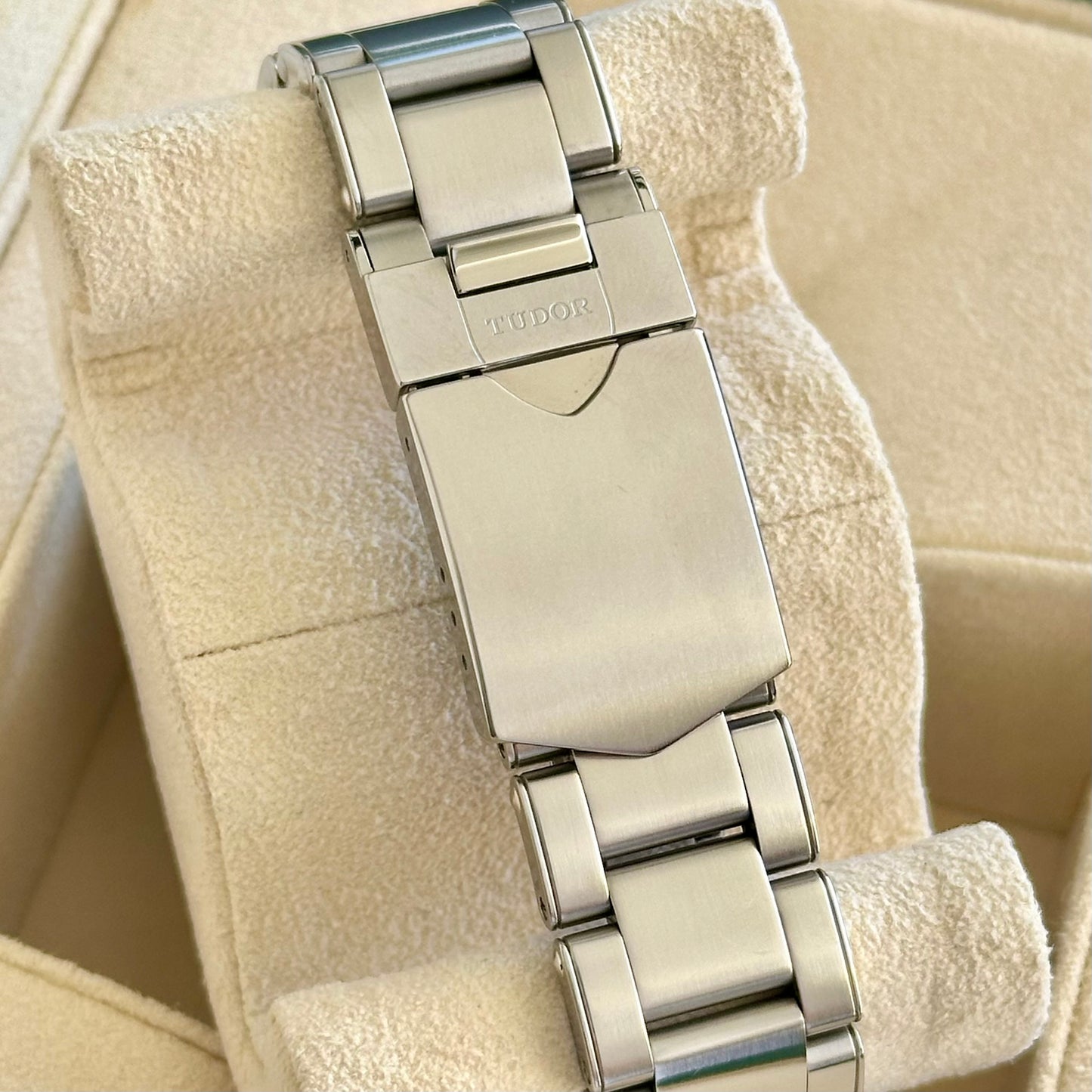 Black Bay Harrods Ref 79230G 41MM