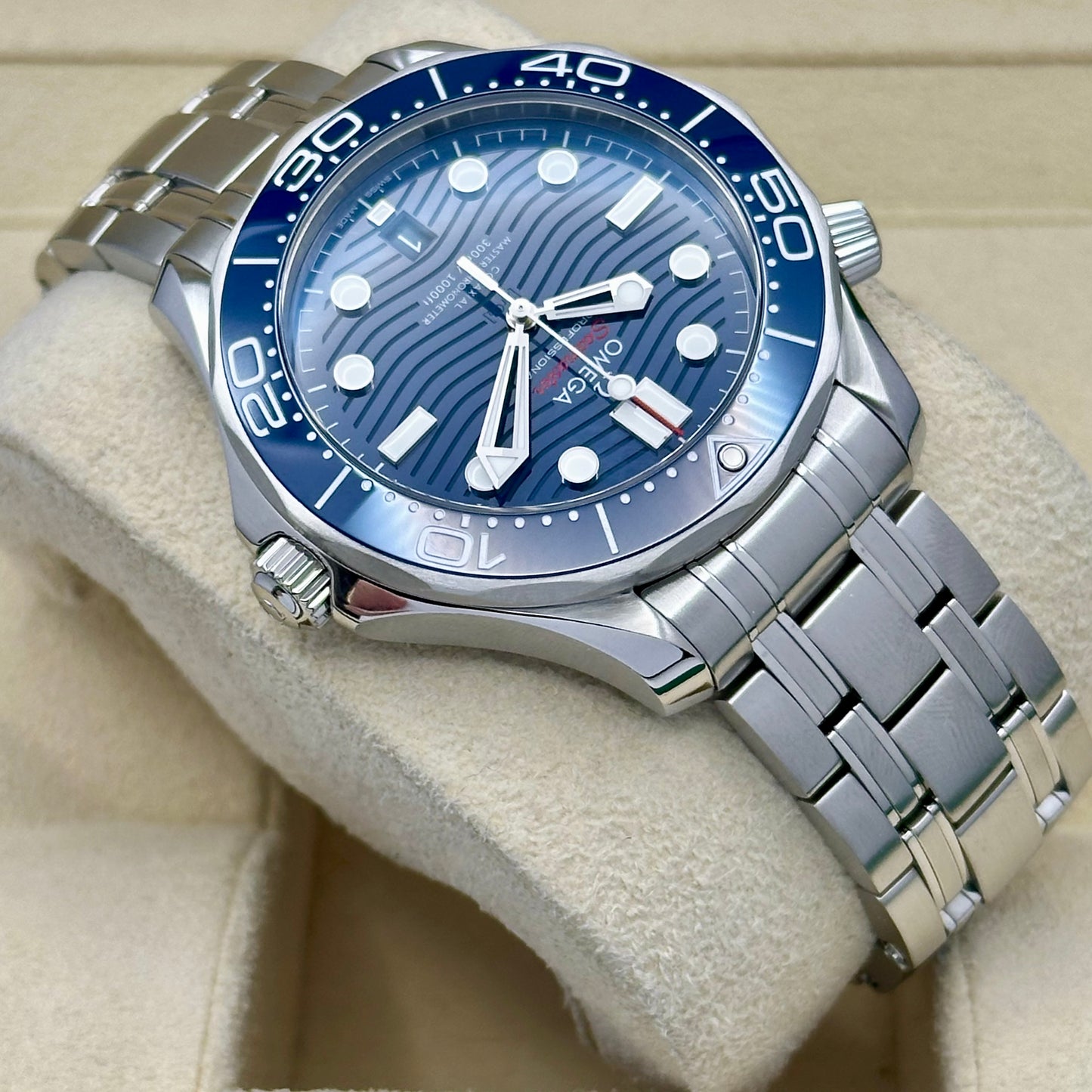 Seamaster 300 Blue Ceramic Ref 210.30.42.20.03.001 2021