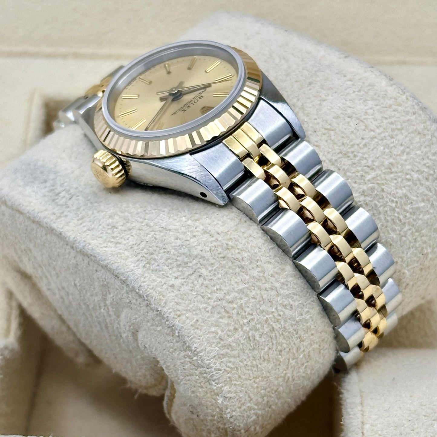 Oyster Perpetual 26 Champagne Dial Ref 67193 1988