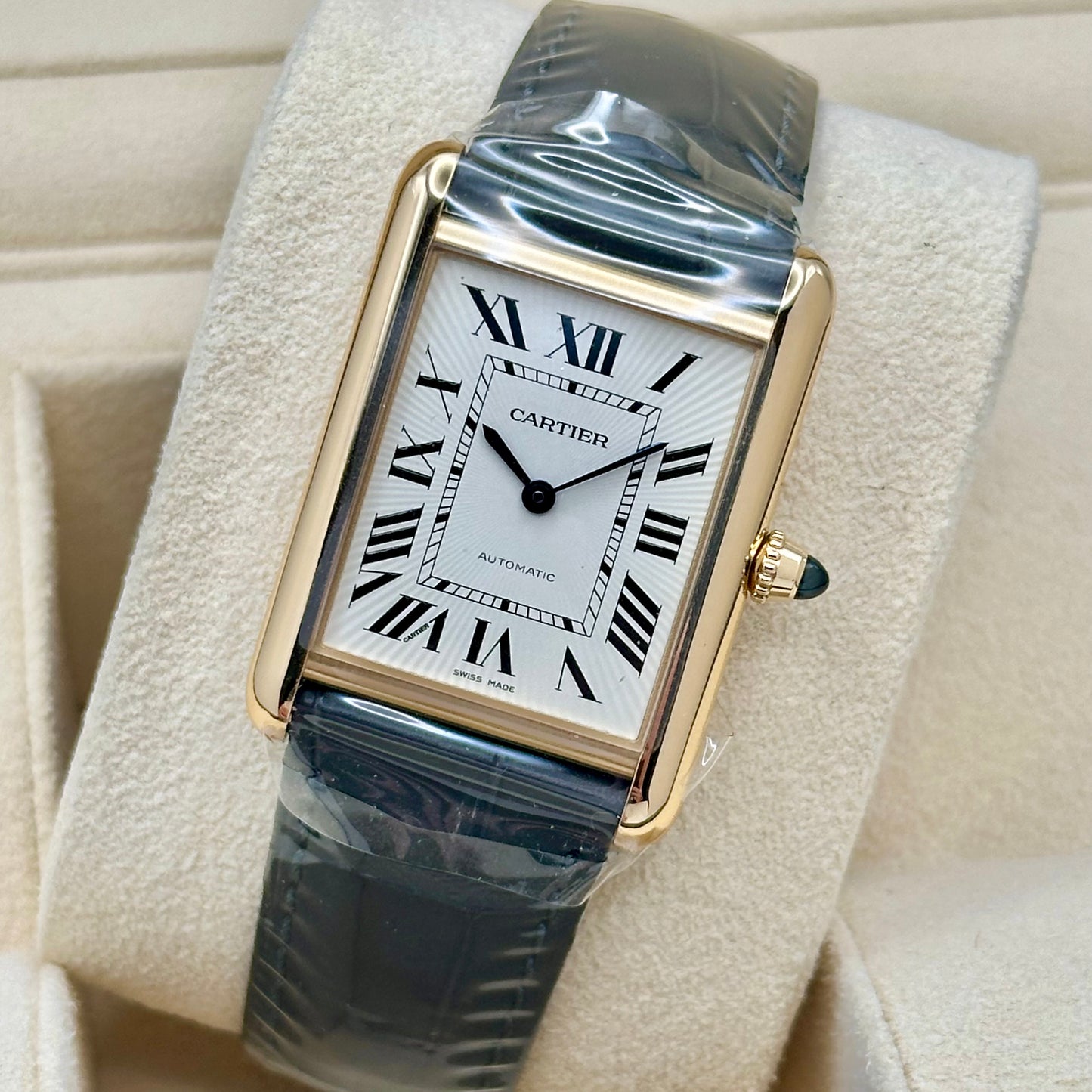 Tank Louis Cartier Large White Romans 18K Yellow Gold Automatic Ref WGTA0357 2026