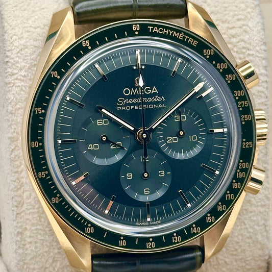 Speedmaster Moonwatch Professional Moonshine 18K Yellow Gold Green Ref 
310.63.42.50.10.001 2023