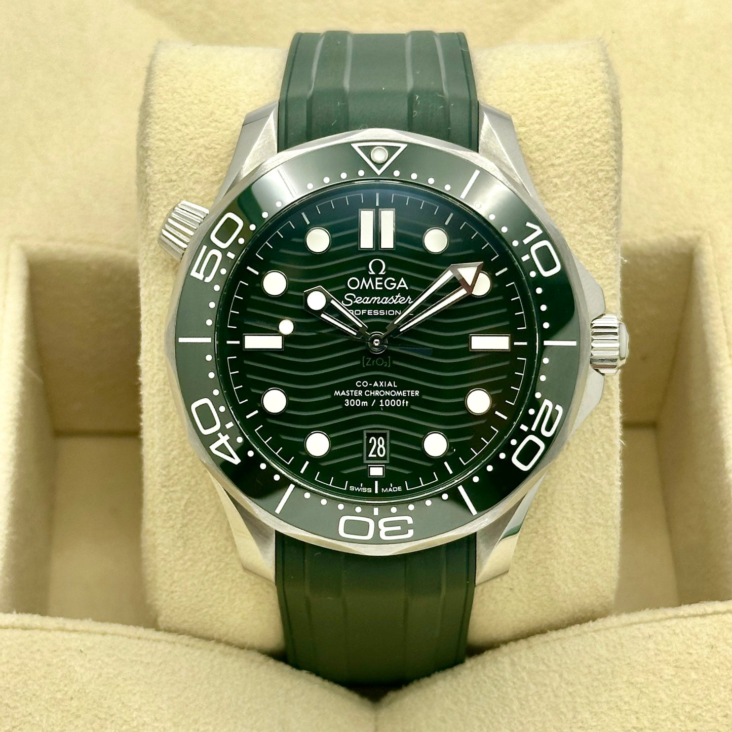 Seamaster 300 Green Ref 
210.32.42.20.10.001 2024