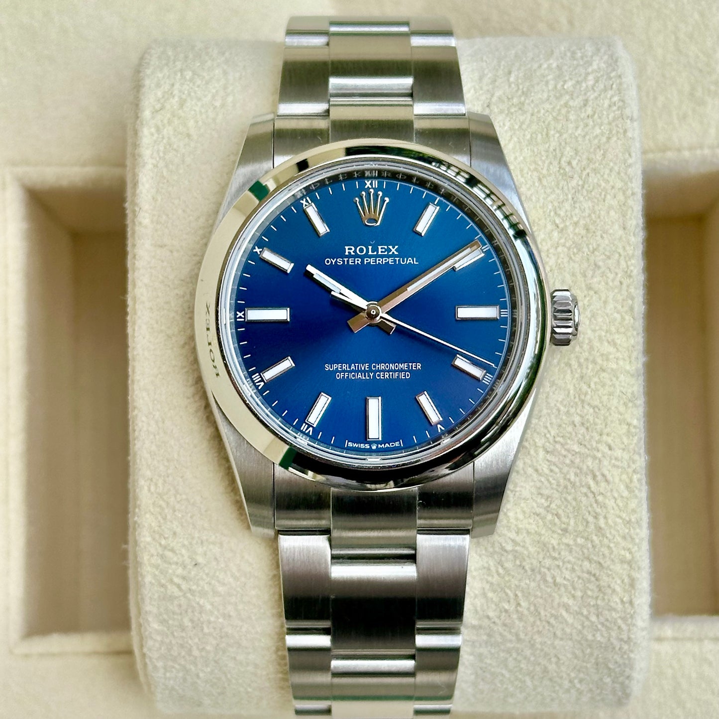 Oyster Perpetual 34 Bright Blue Ref 124200 2022