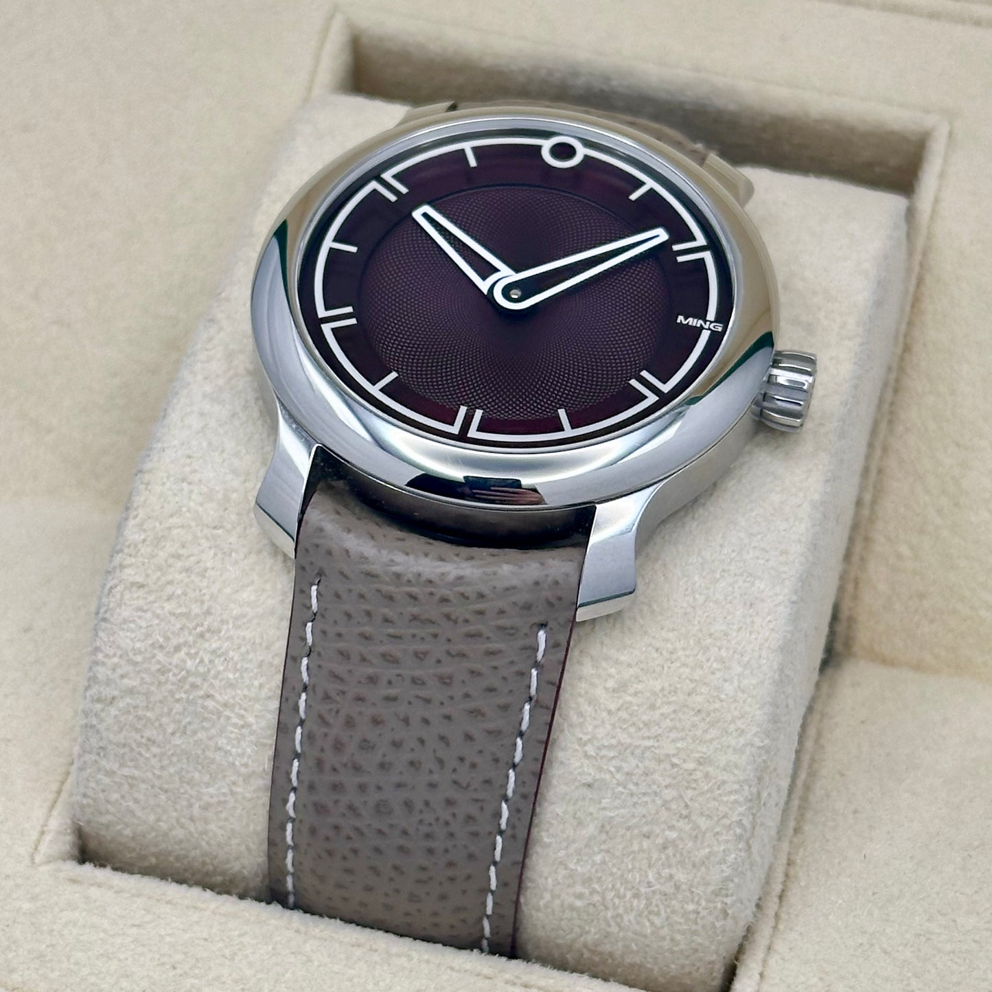 Ming Burgundy Ref 17.09 2025