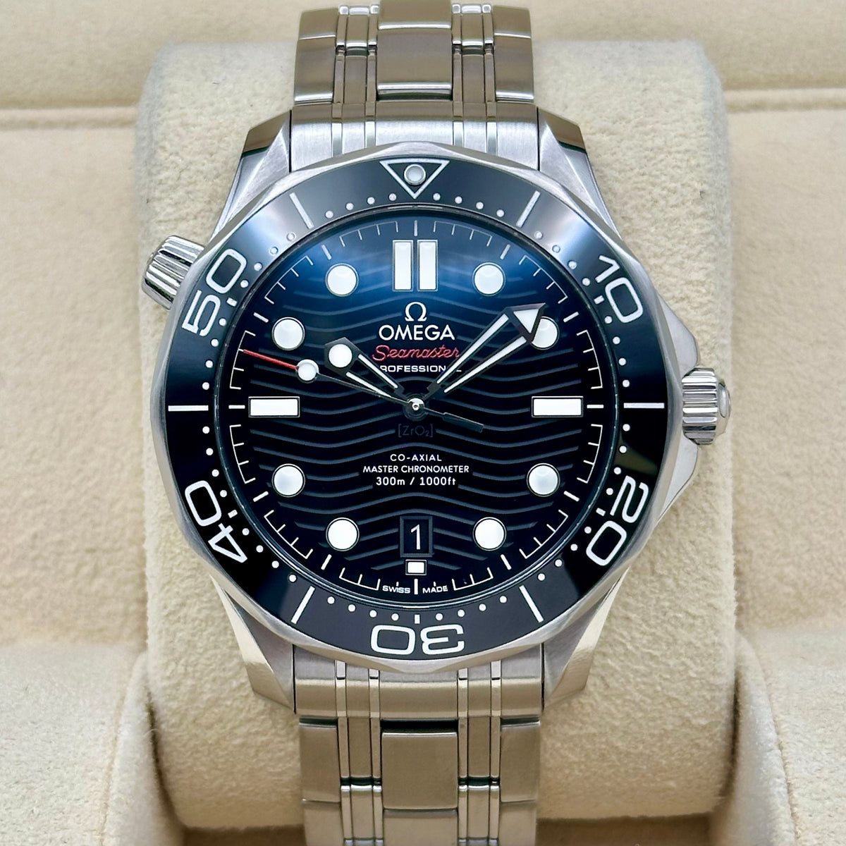 Seamaster 300 Black Ceramic Ref 210.32.42.20.01.001 2024
