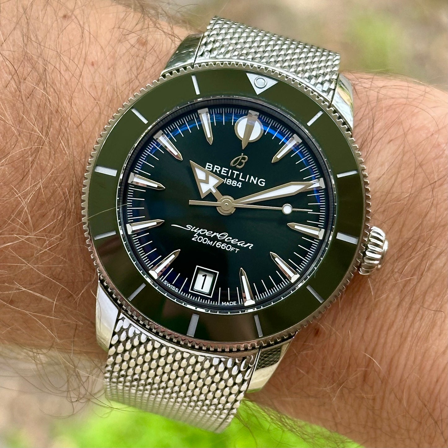 Superocean Heritage B31 Green Dial Ref AB3110 2025