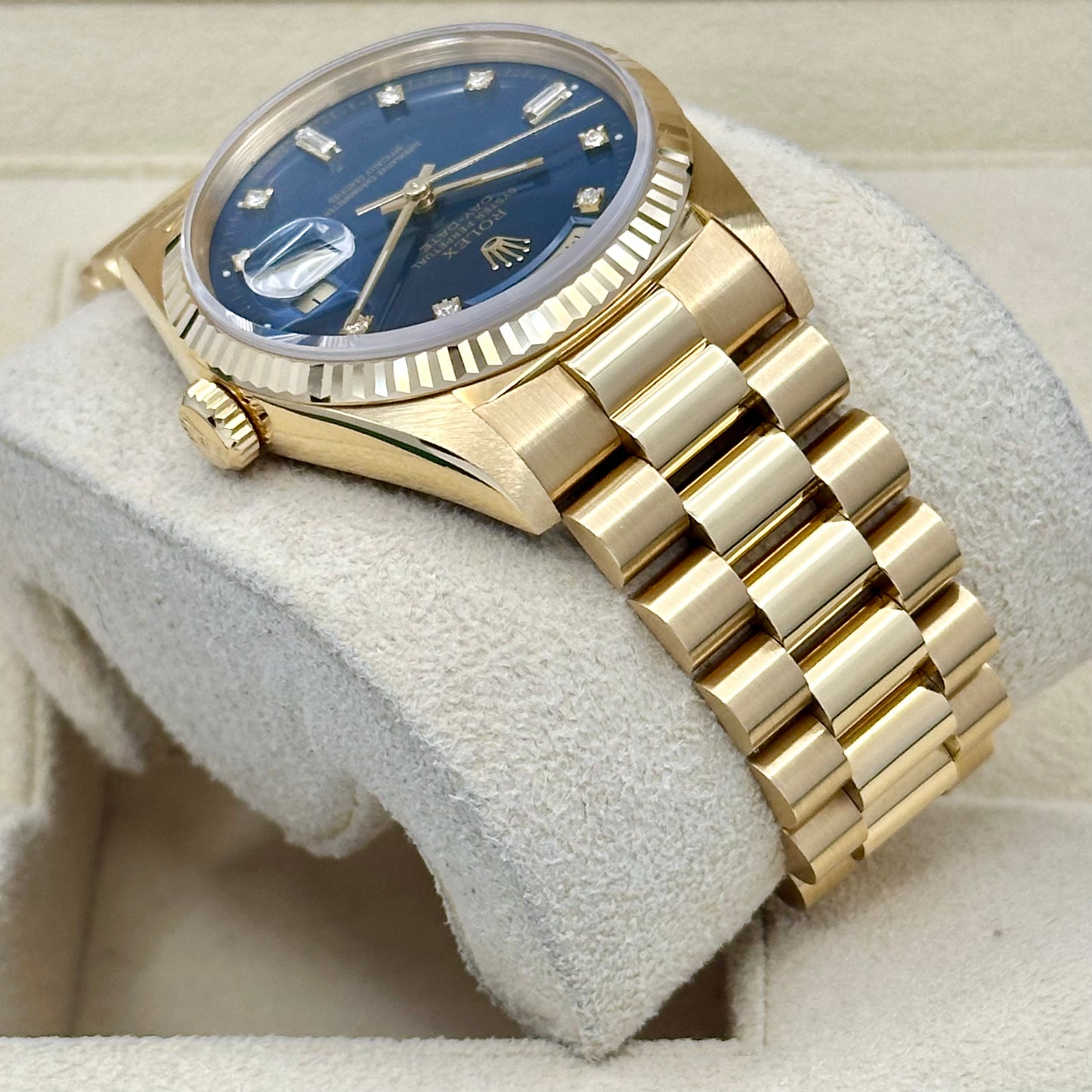 Day-Date 36 Sunburst Blue Diamond 18K Yellow Gold Ref 18238