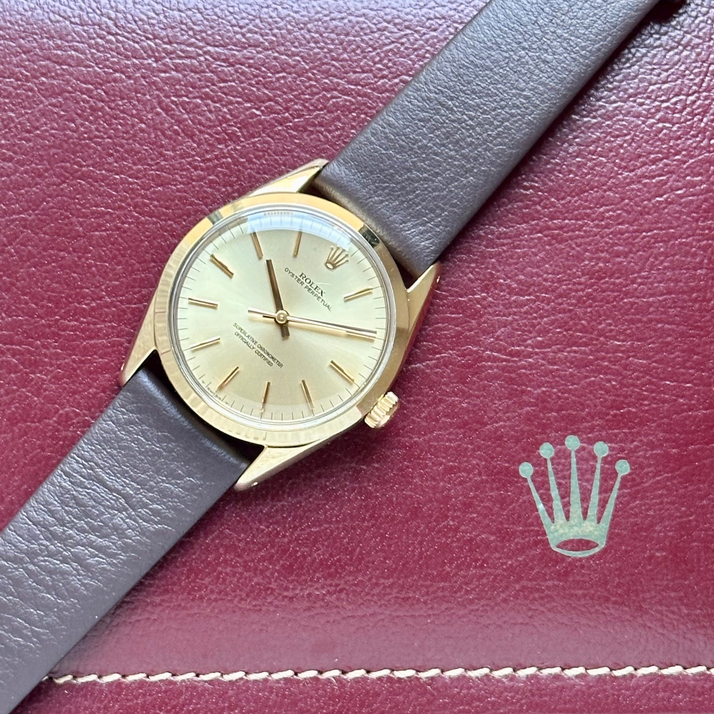 Oyster Perpetual 34 Sunburst Dial Yellow Gold Ref 1024