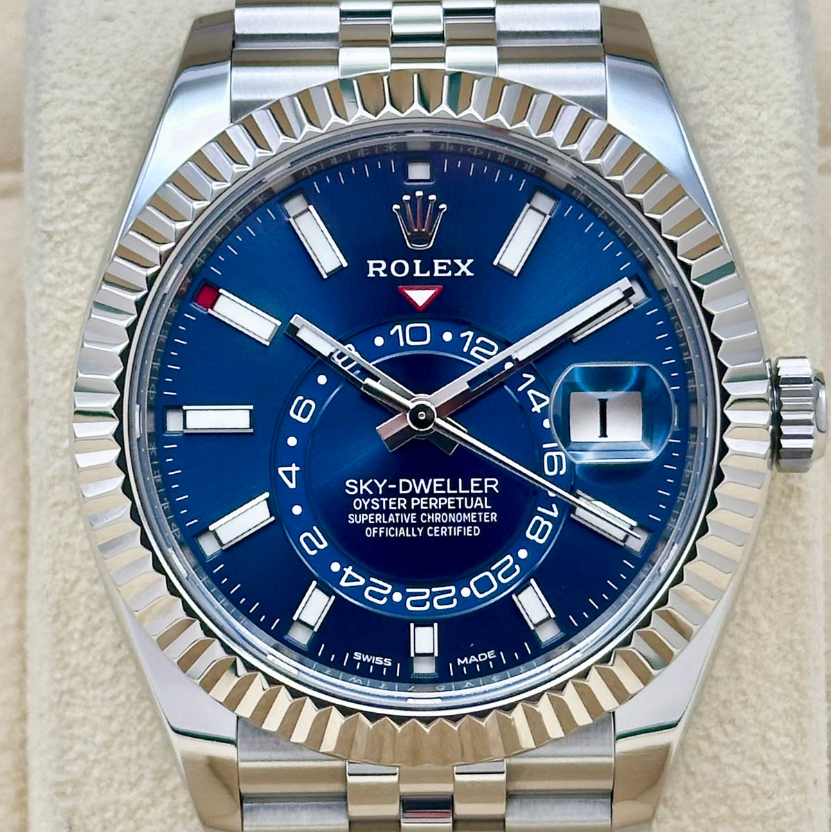 Sky-Dweller Sunburst Blue Jubilee 18K White Gold Ref 326934 2022