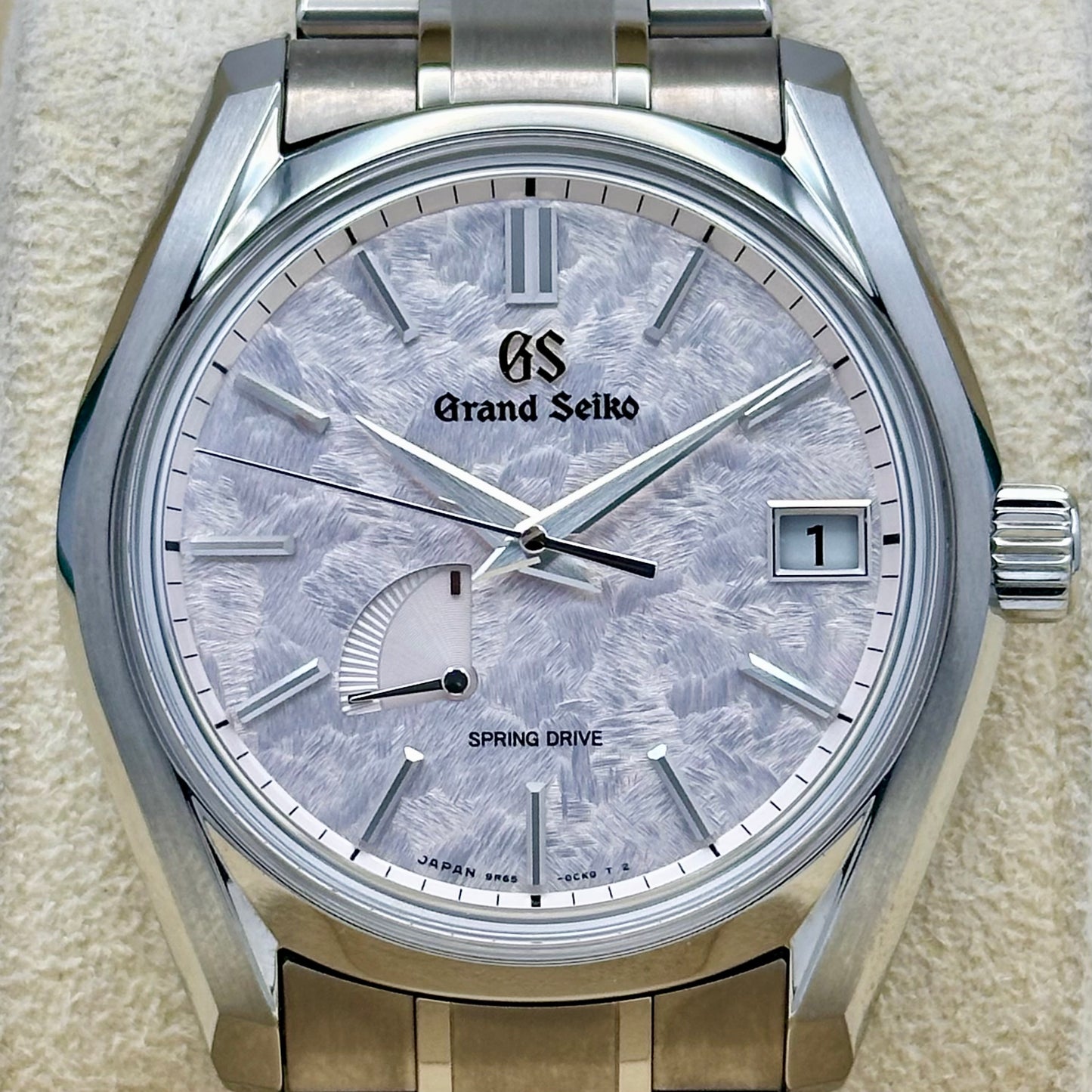 Heritage Spring Drive Shunbun Cherry Blossom Ref SBGA413G 2025