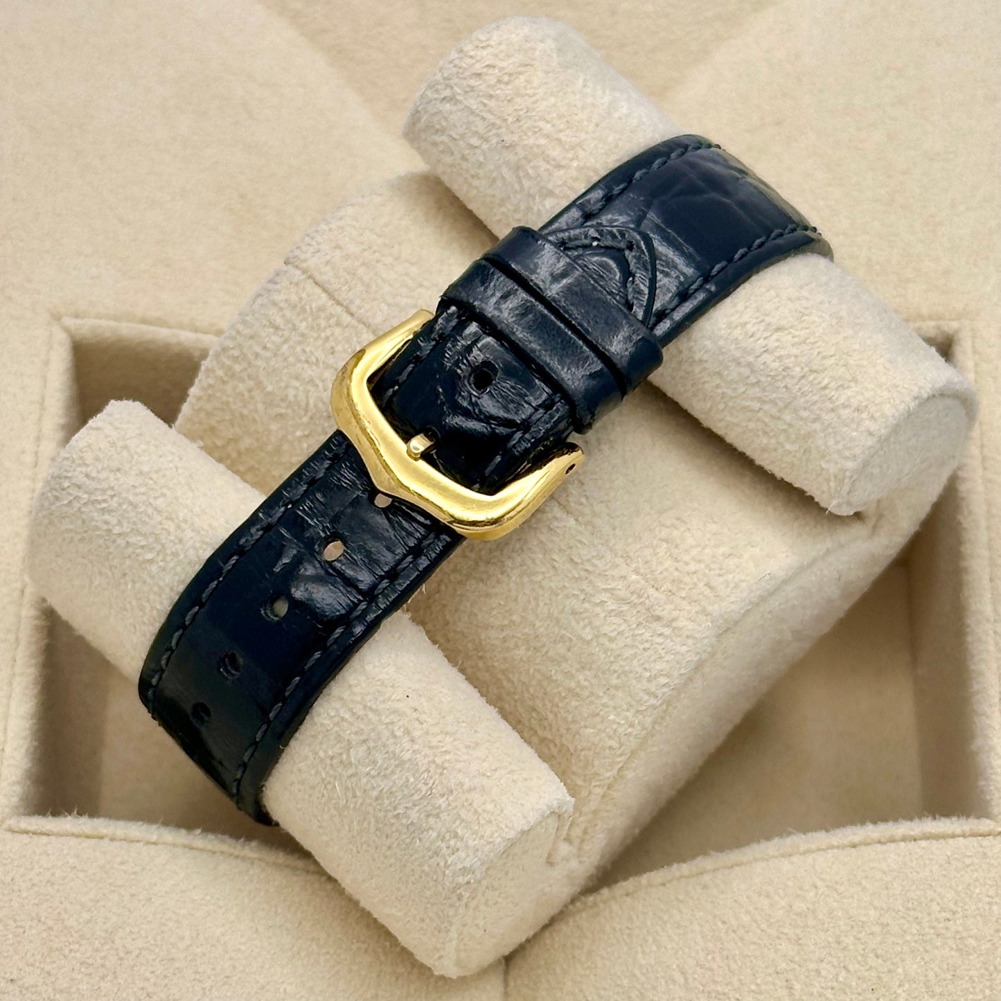 Tank Louis Cartier Small 18K Yellow Gold White Romans Ref 866001 1989