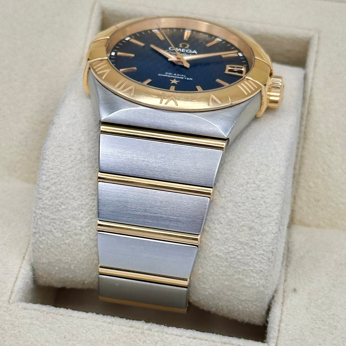 Constellation 18K Rose Gold Blue Ref 123.20.38.21.03.001