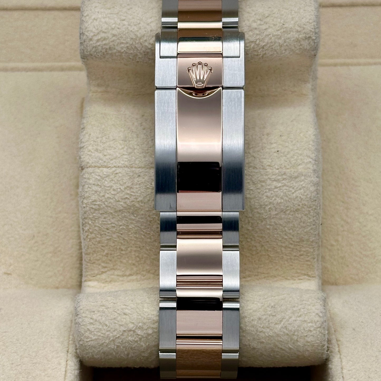 GMT Master II Rootbeer Ref 126711CHNR 2025