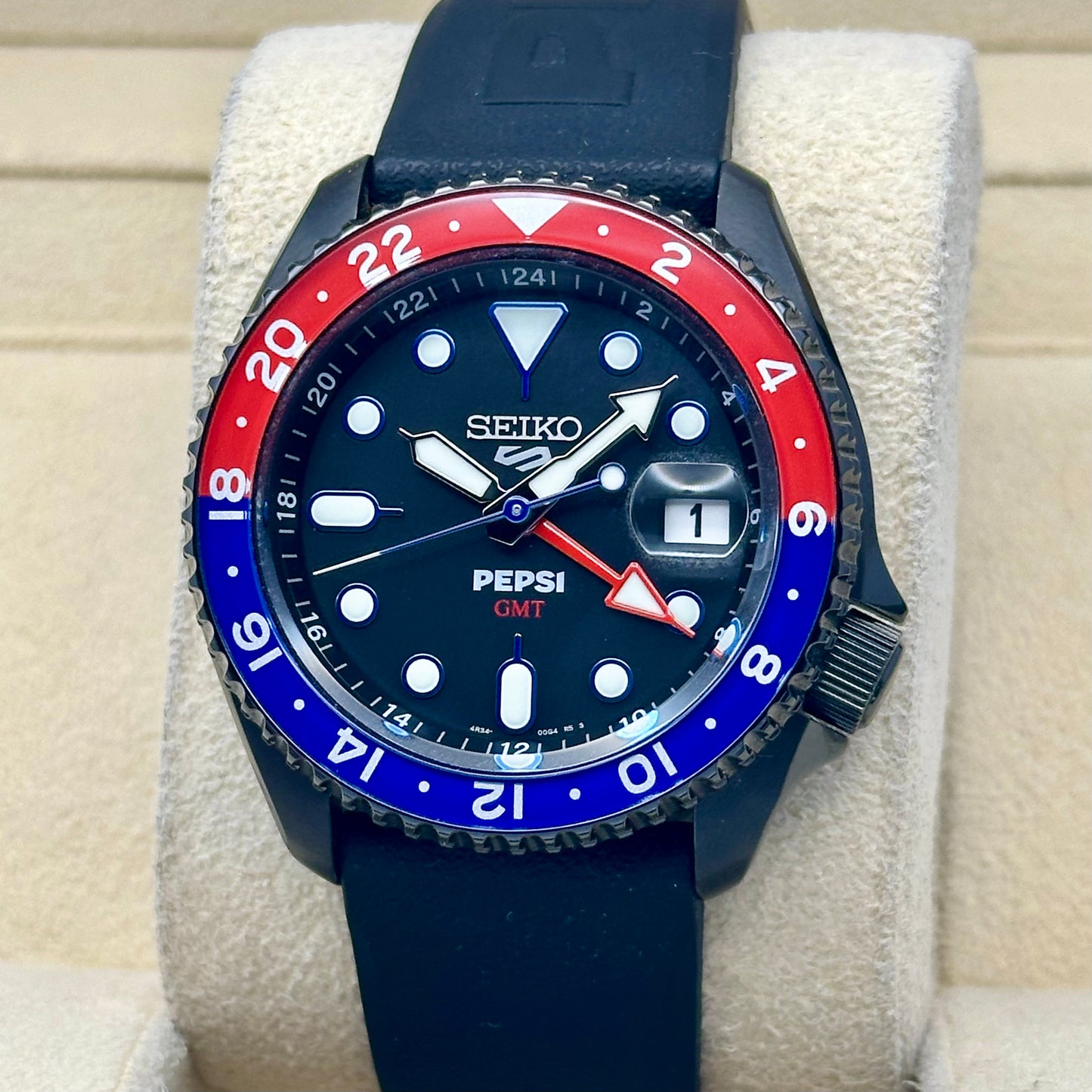 5 Sports Pepsi GMT Limited Edition Ref SSK047 4R34-00P0 2025